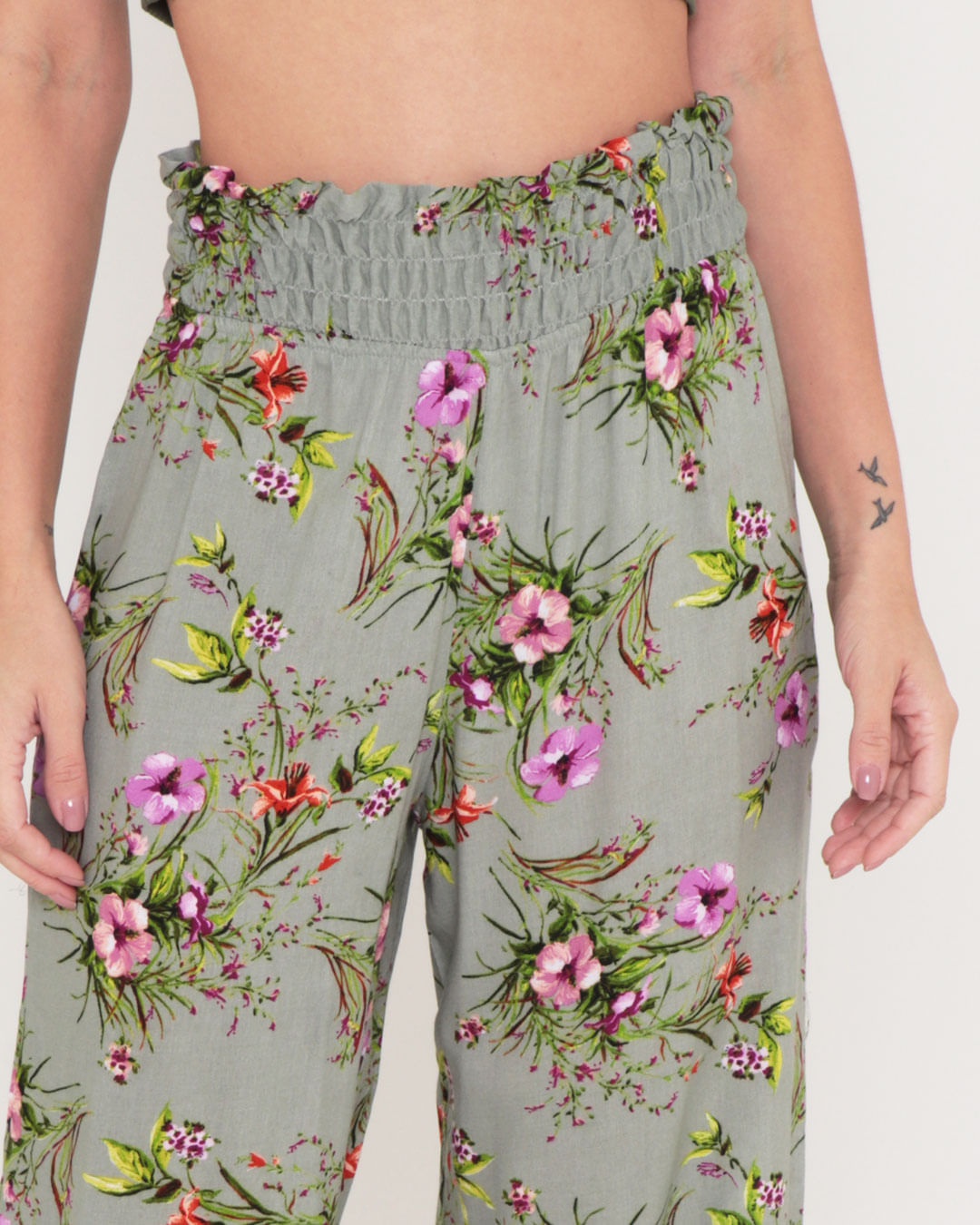 Calca-Pantacourt-9562-Box-E---Verde-Floral