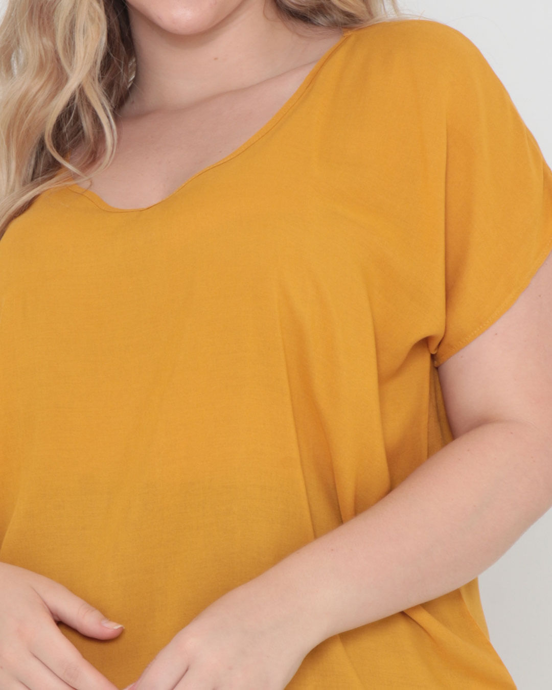 Blusa-216007--Manga-Morcego---Mostarda--Claro