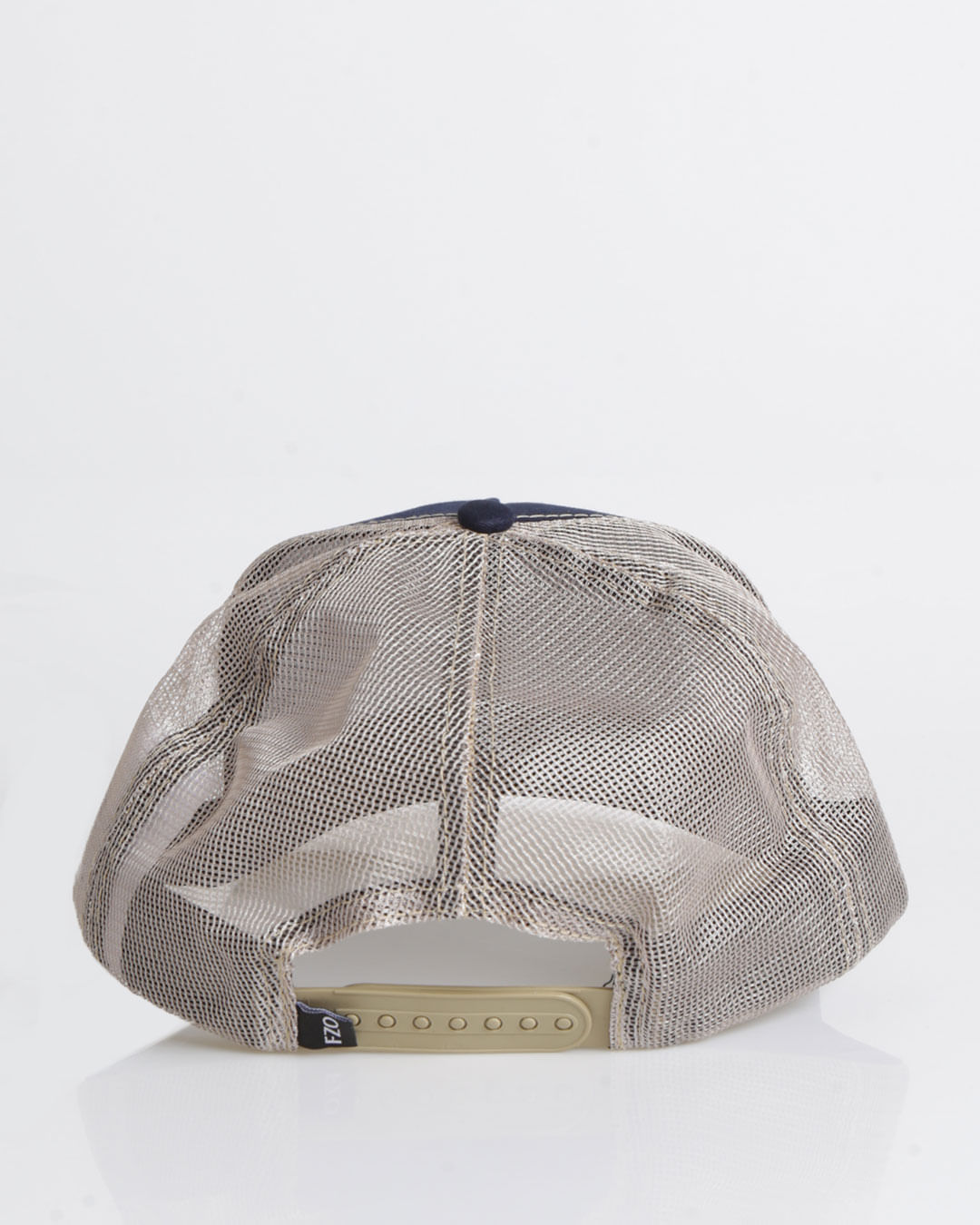 Bone-Fzo-Ref-1335886---Marinho