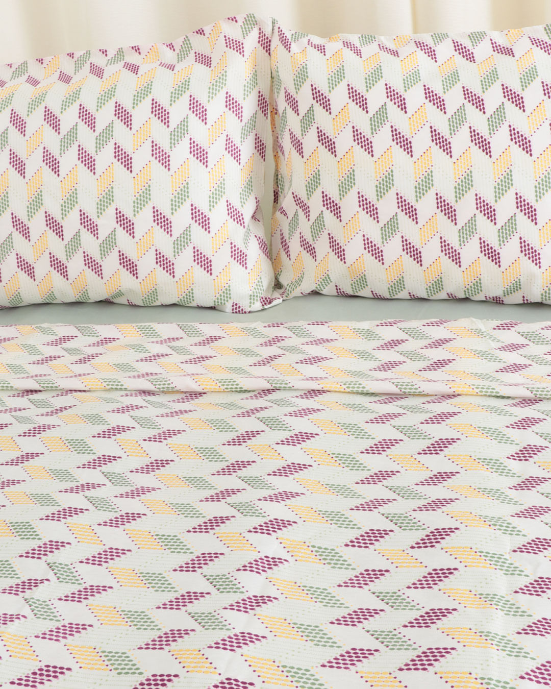 Jogo-De-Cama-Queen-Micro----4-Pecas---Off-White-Geometrico