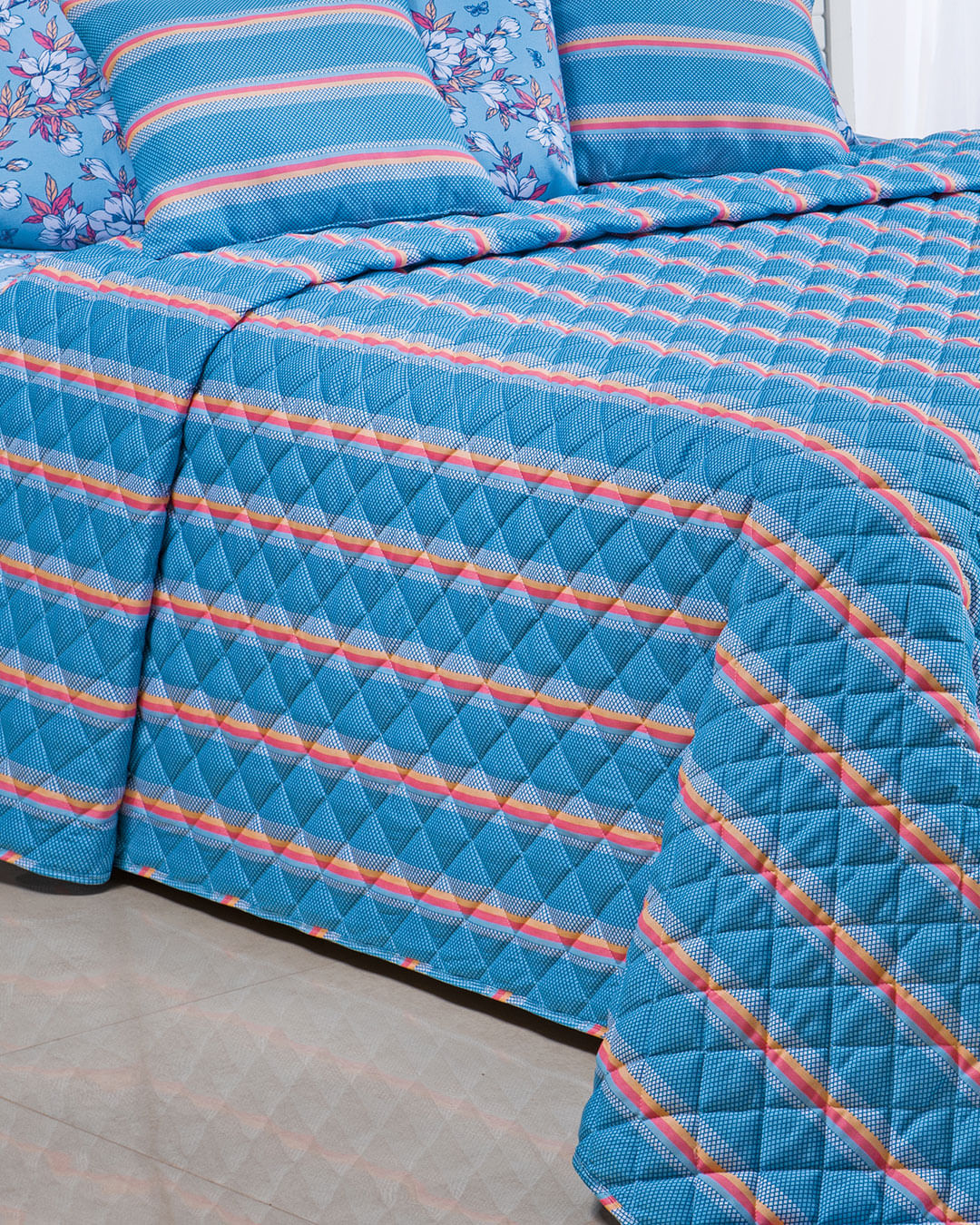 Colcha-Soft-Queen-Deci-Azul----1-Pc---Azul-Listrado