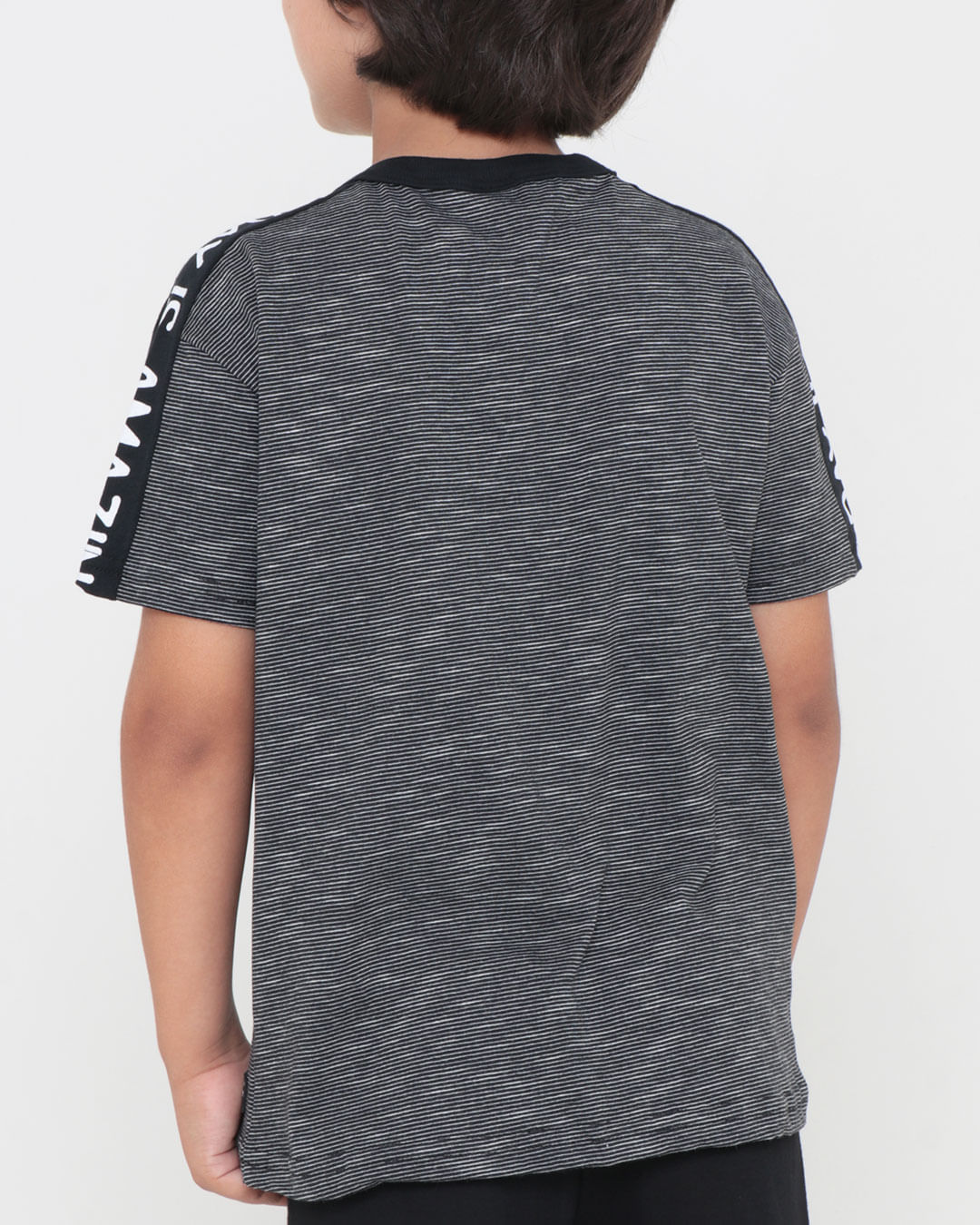 Camiseta-To008111-Mcm410-Dino---Preto