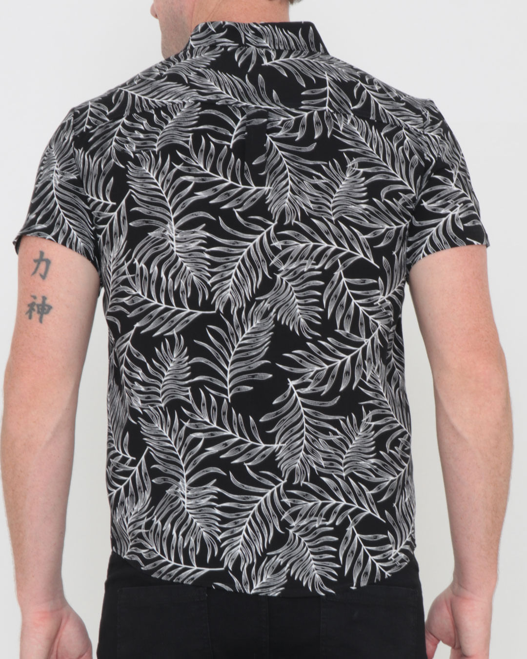 Camisa-Viscolinho-M001-Folha-Pgg---Preto