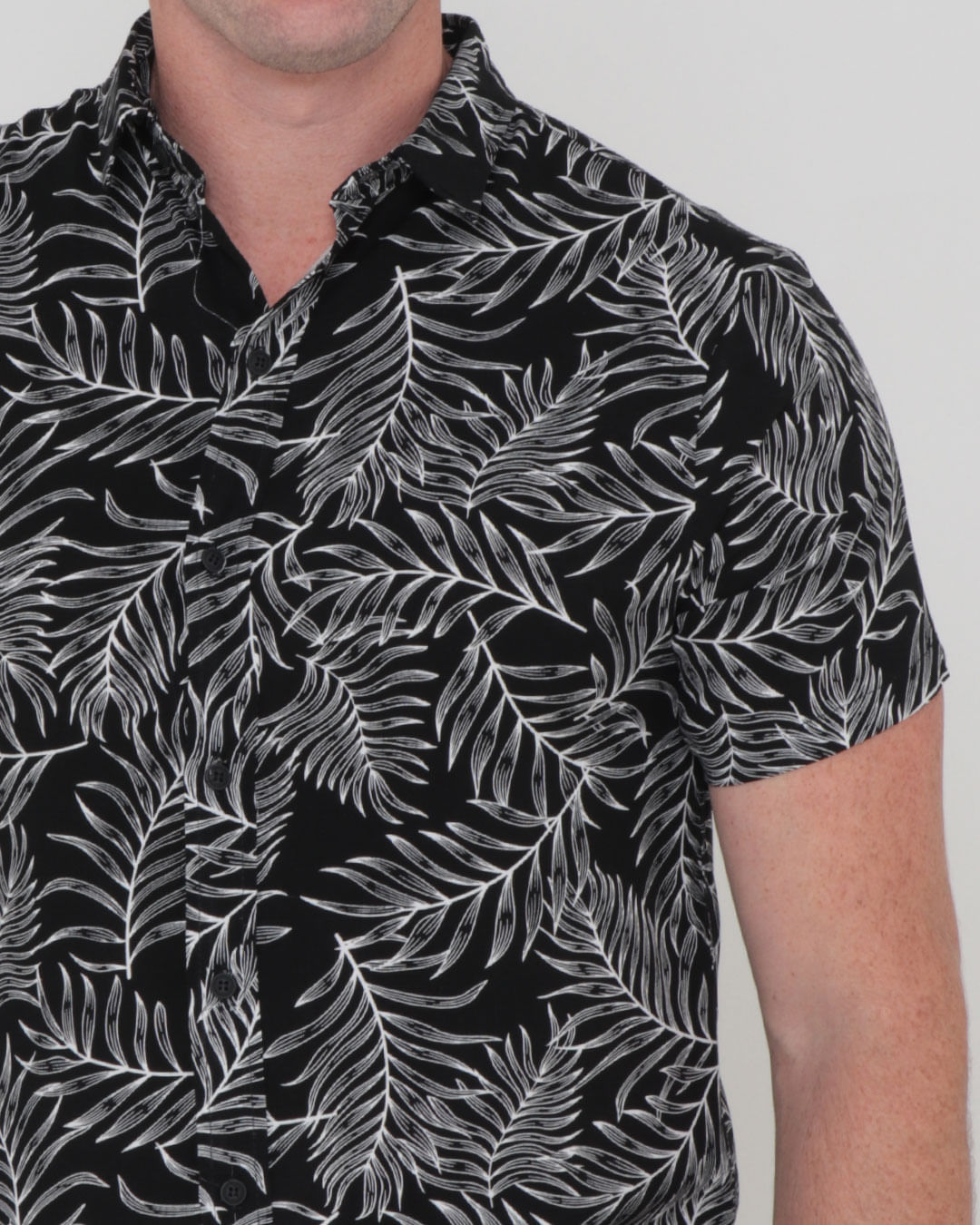 Camisa-Viscolinho-M001-Folha-Pgg---Preto