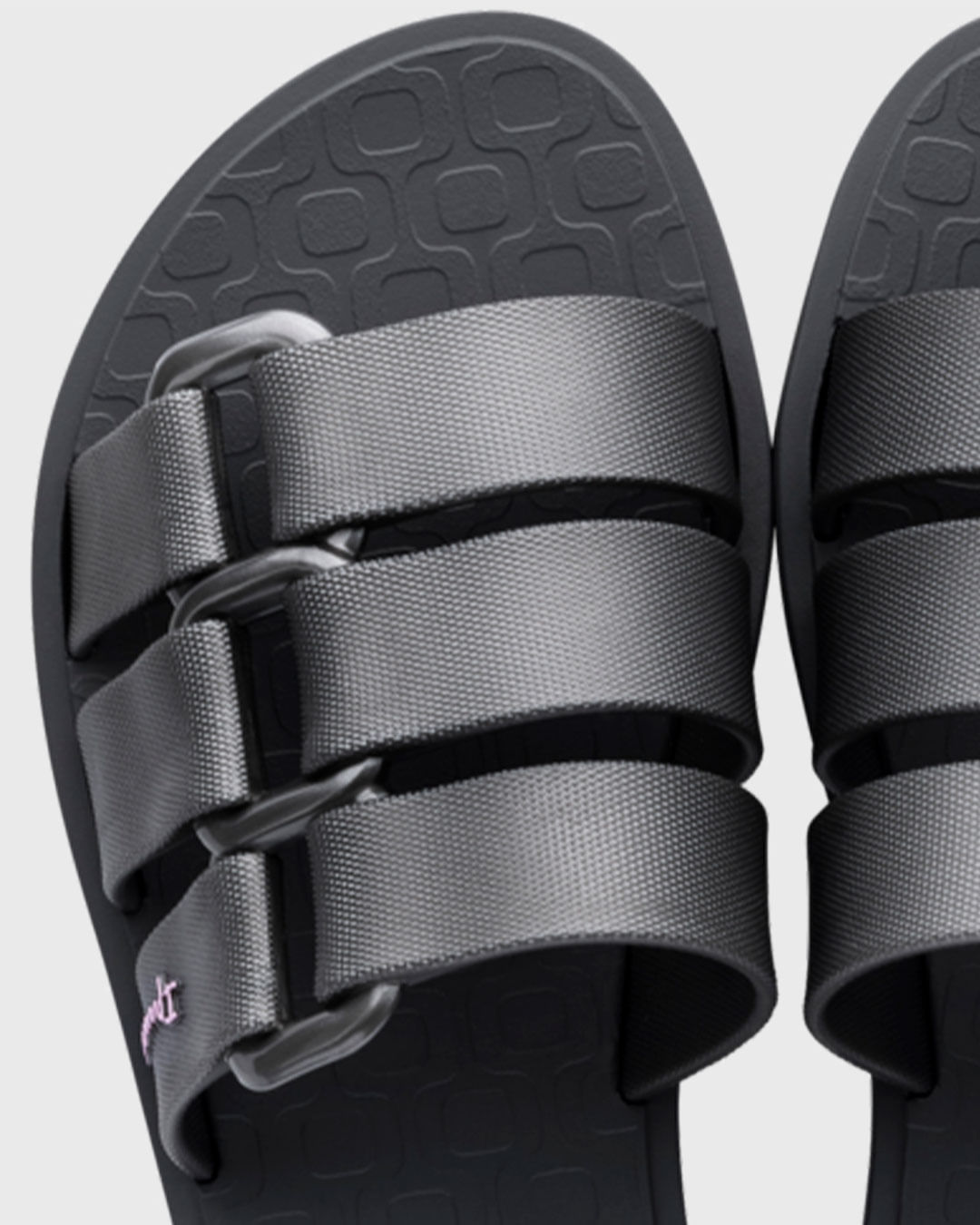 Chi-Fem-26519-26263-Bold-Czpta---Prateado