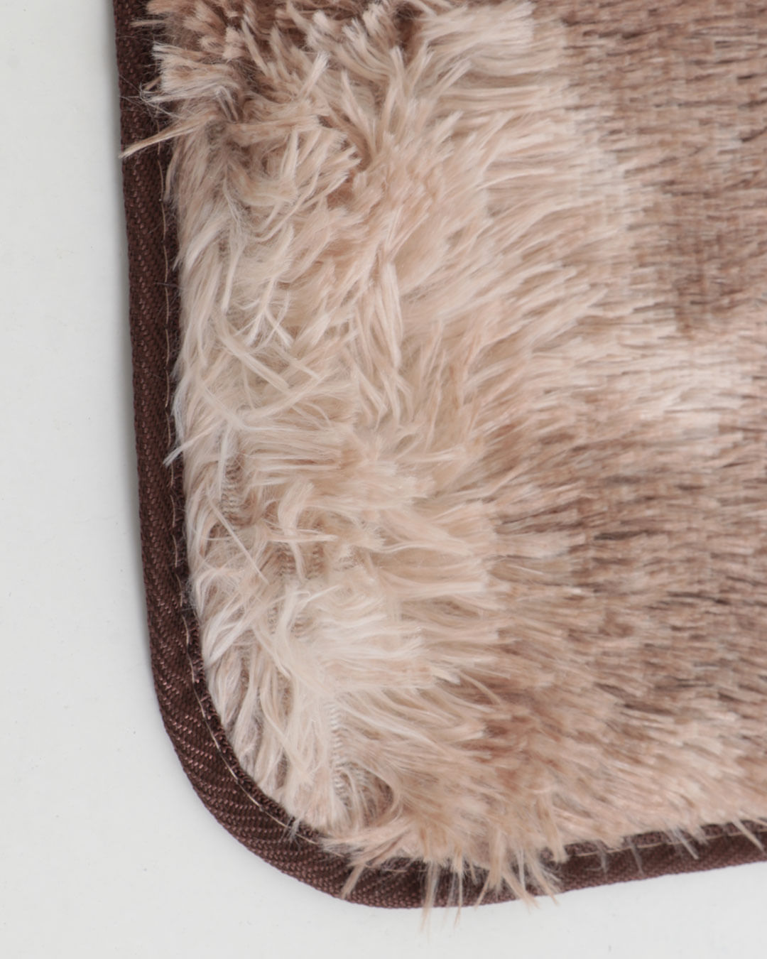 Tapete-Fluffy-40x60-Sortido---Bege-Escuro