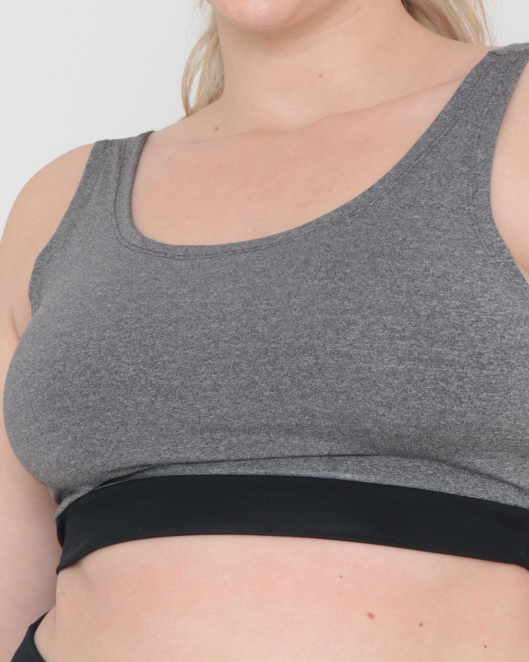 Top-8093-Plus-Cos-Cont-Decote-Costas---Cinza-Medio
