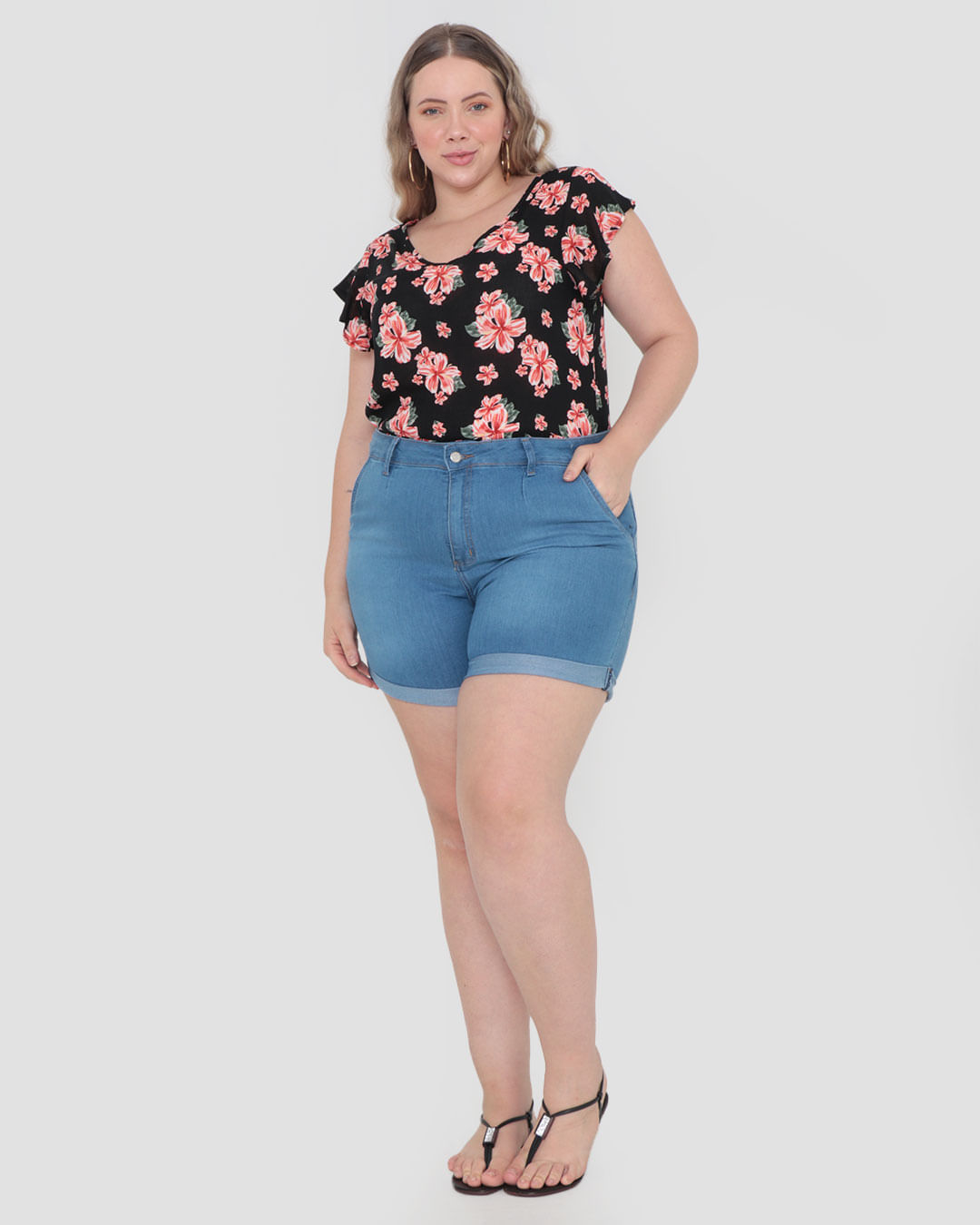 Blusa-8175pe--Manga-Curta-Estampada---Preto-Floral