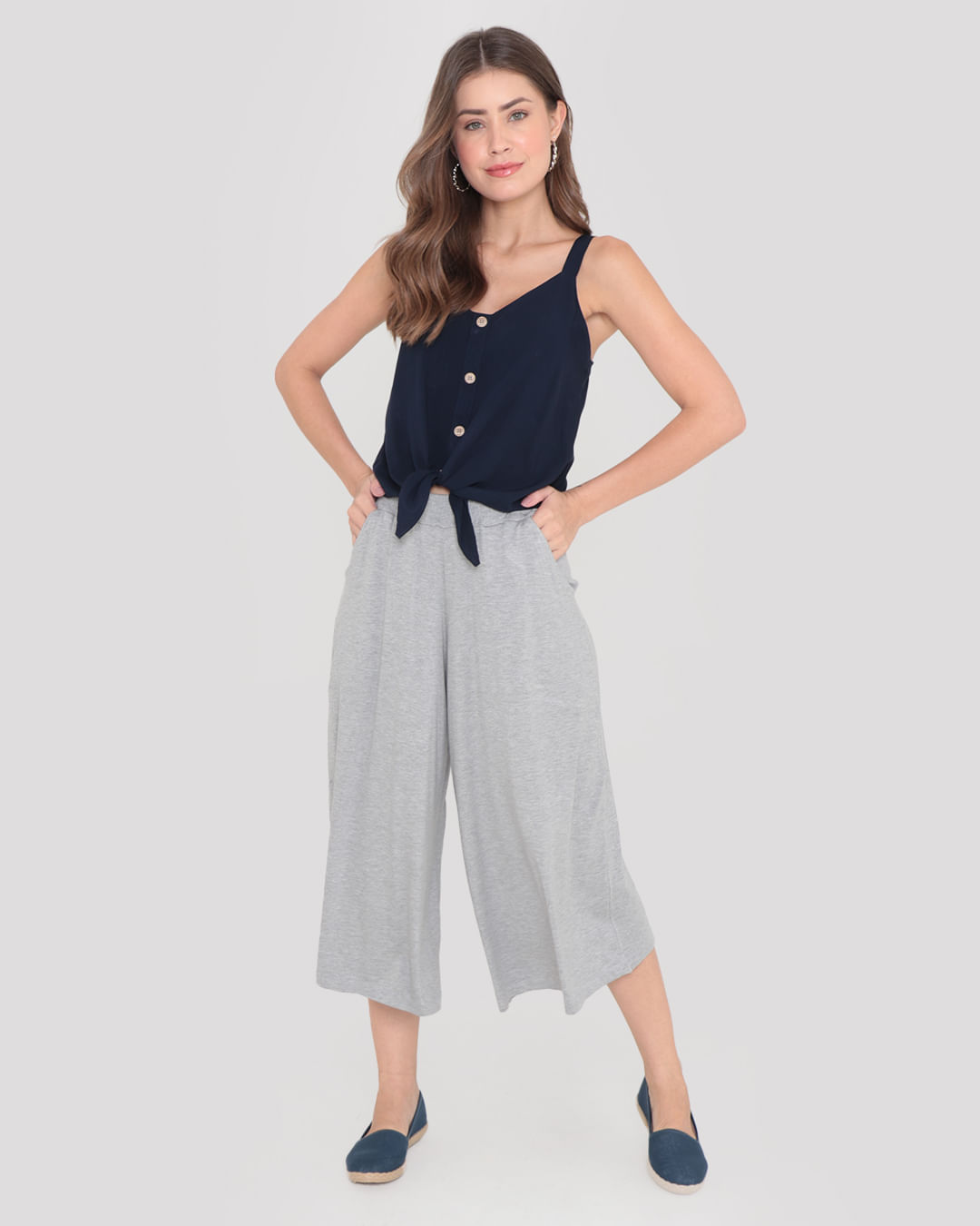 Calca-6545-Pantacourt-C-Bolso---Cinza-Claro