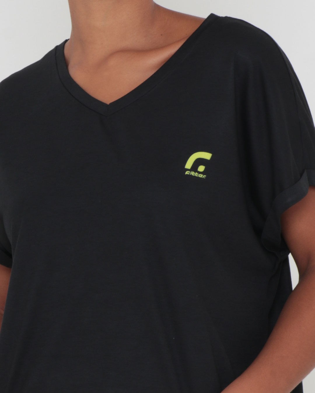 Blusa-Trf21070-Comfy-Gola-V-Cropped---Preto