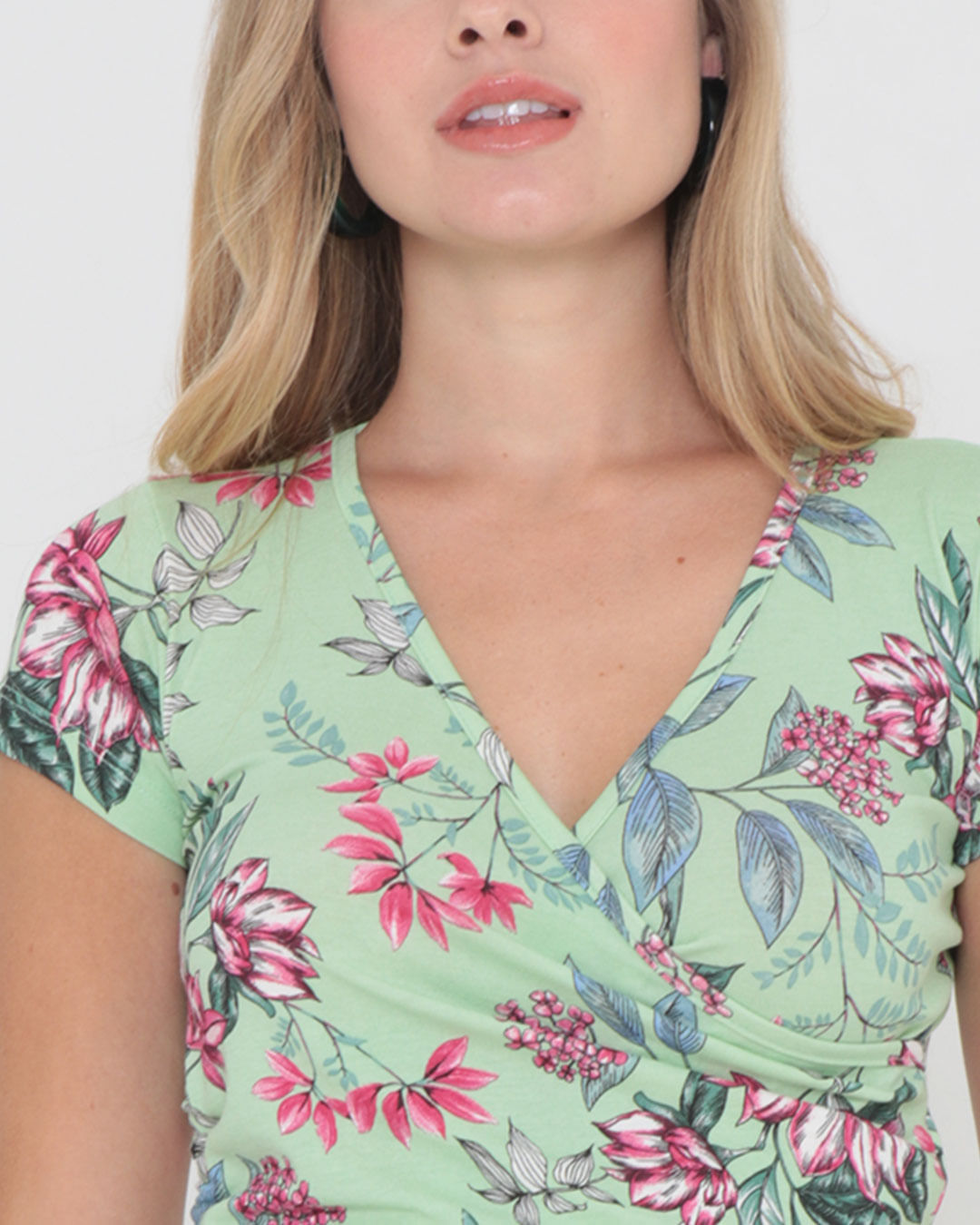 Blusa-6020-Mc-Est-Fdo-Verde-Transpassad---Verde-Floral