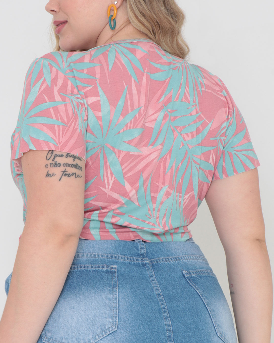 Blusa-6343-Estampa-Folhagem-Nozinho---Rosa-Floral
