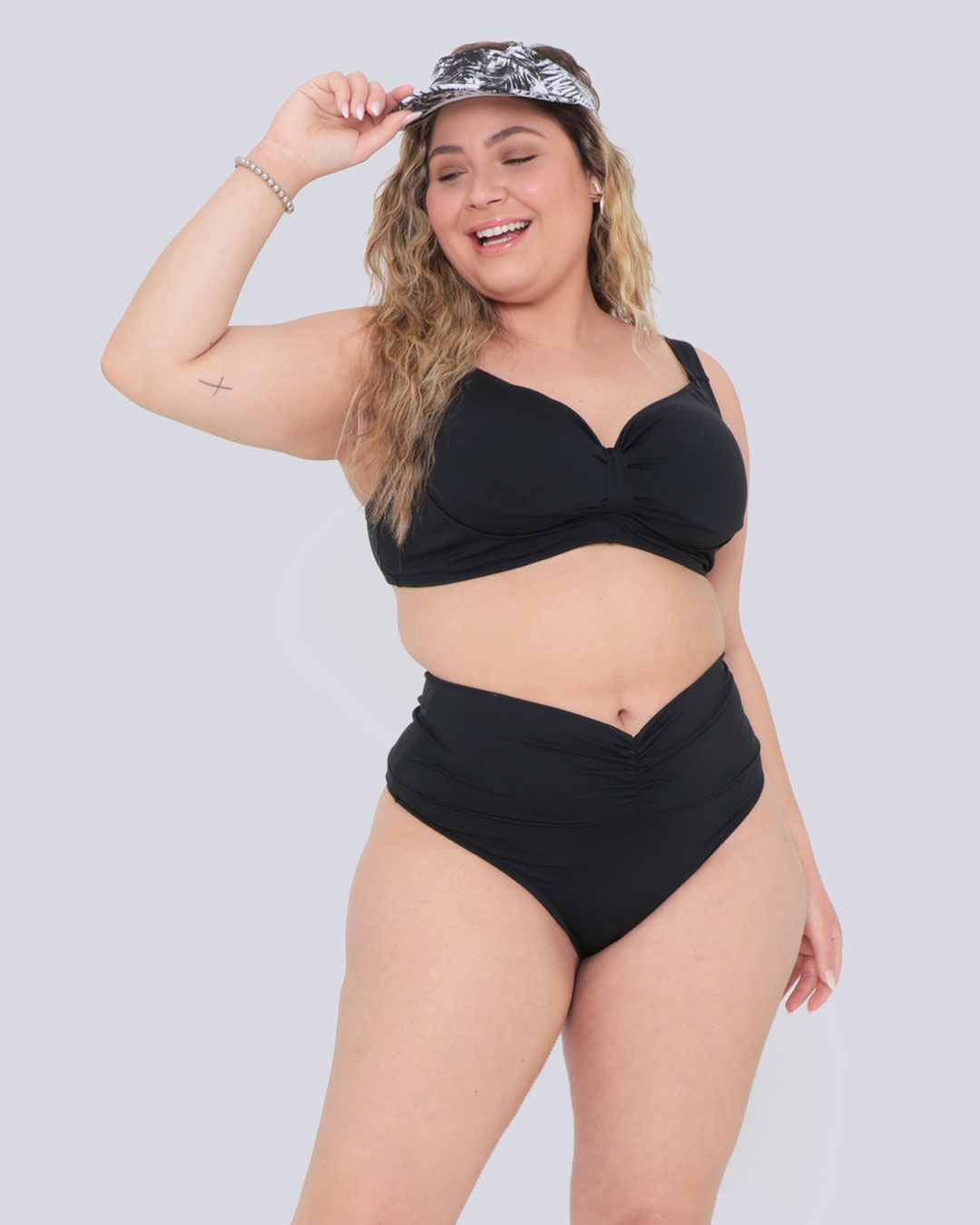 Top-Tg-Liso-Laco-Front8218503---Preto