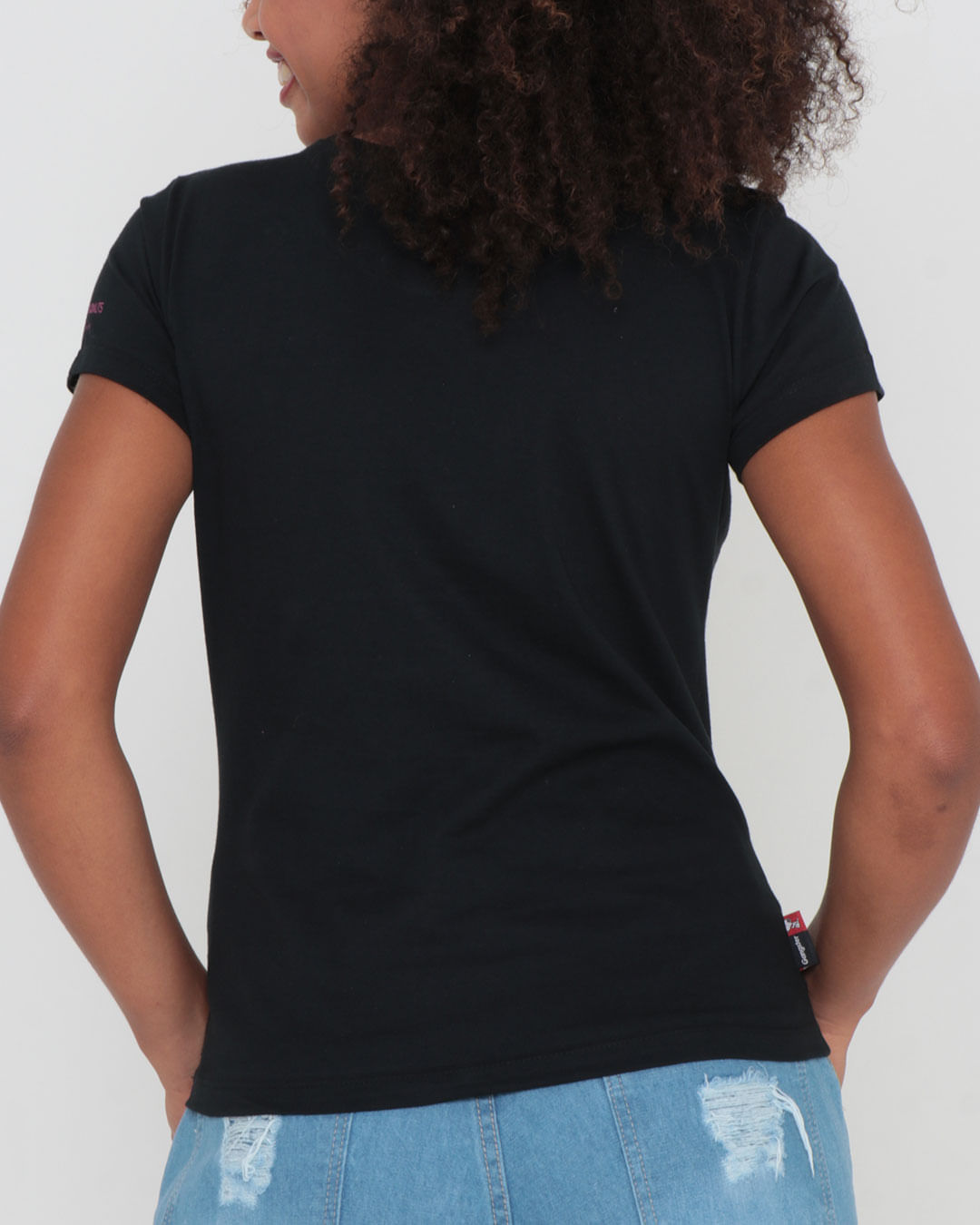 Camiseta-Snoopy-Pride-10161467---Preto