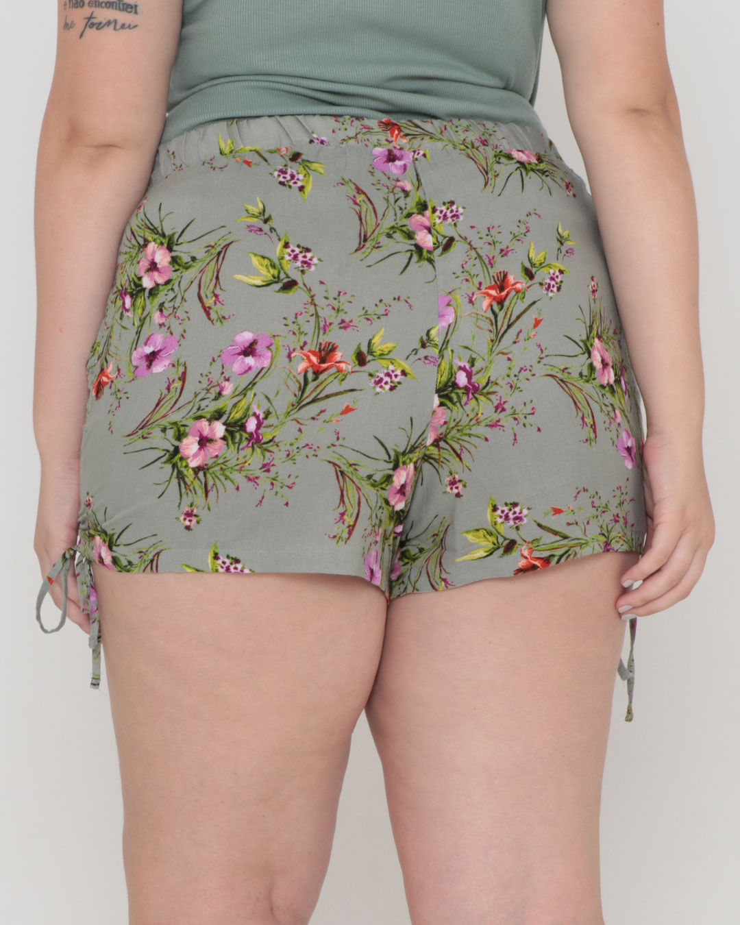Short-214221-Colisse-Estampado---Verde-Floral