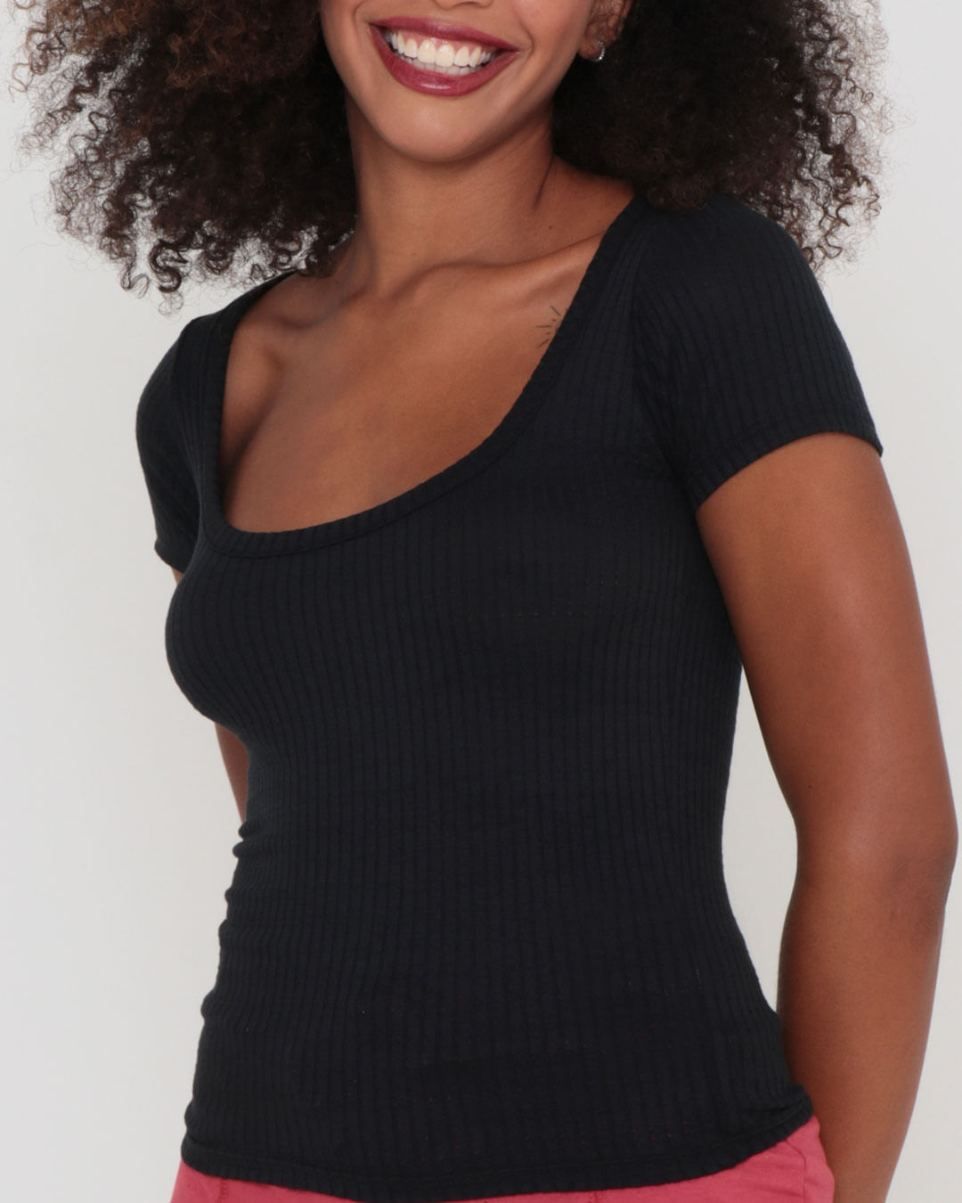 Blusa-61715-Mc-Dec-Red-Canelada-Preto---Preto