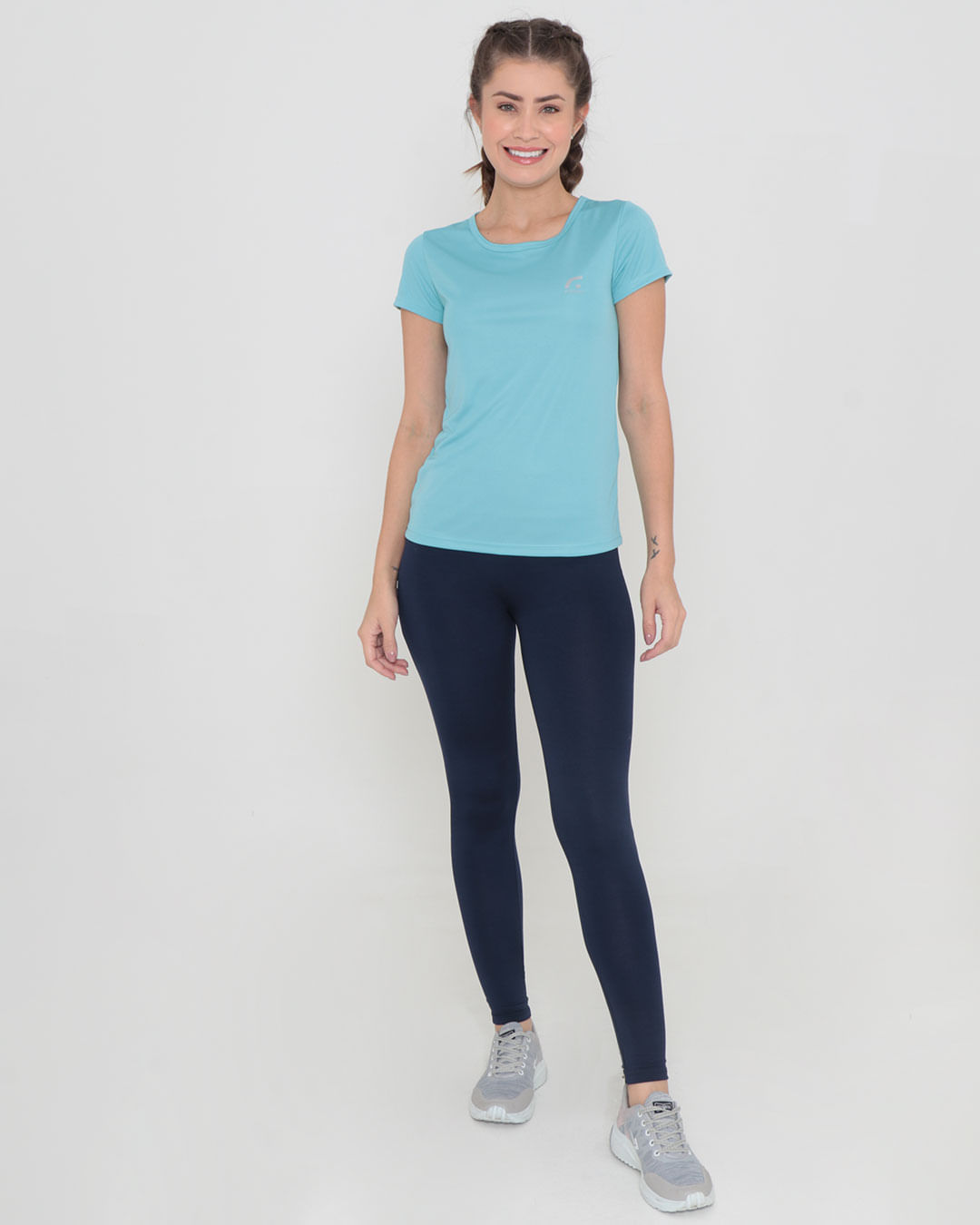 Blusa-Mc-Ref090-Basica---Azul-Claro