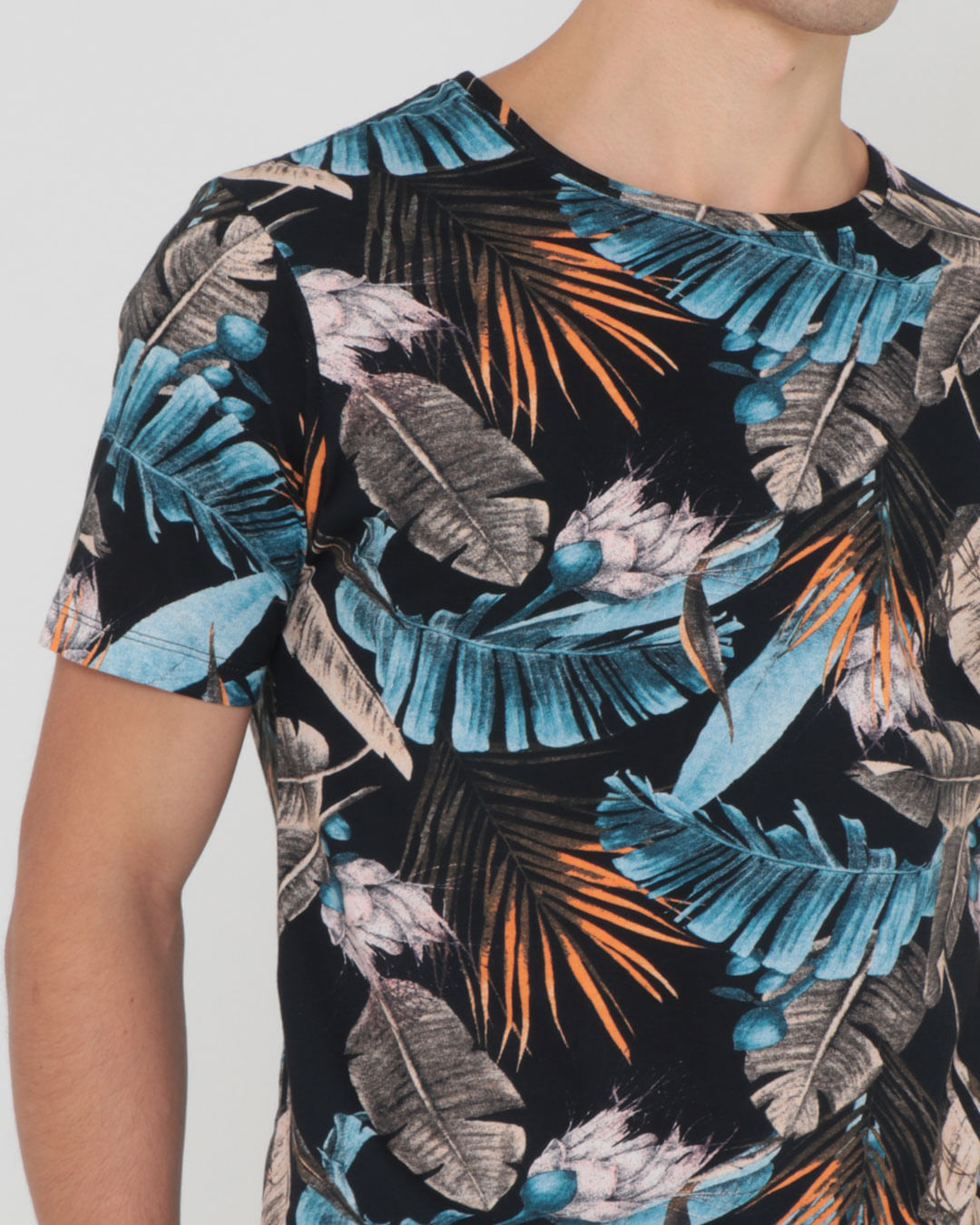 Camiseta-P0538-Fashion-Pgg---Preto-Floral