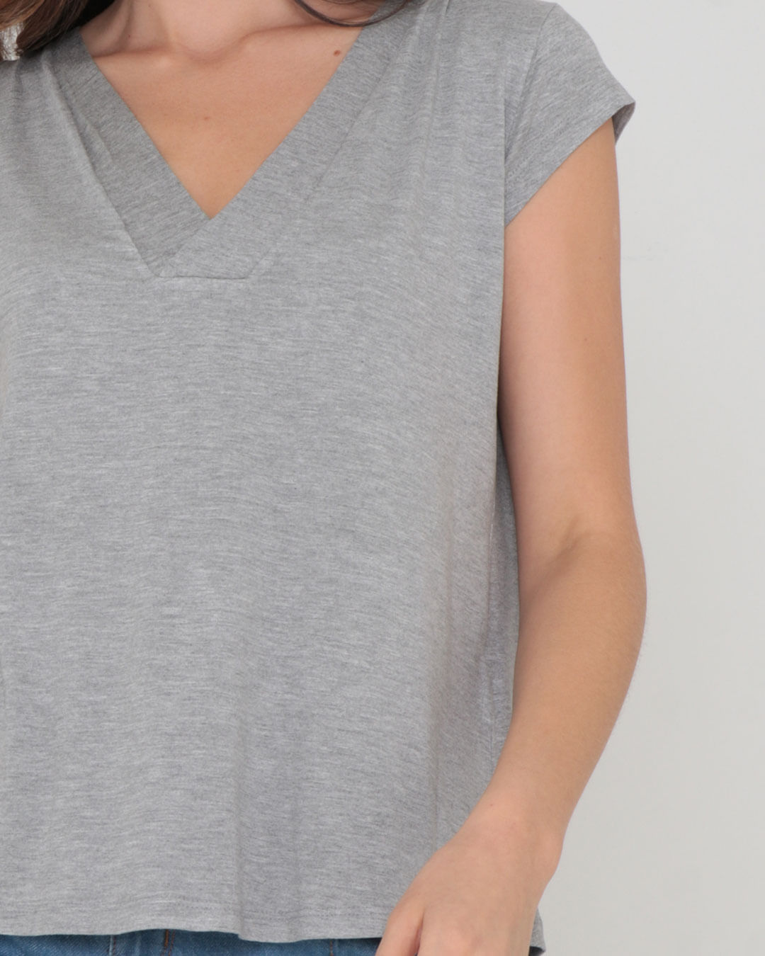 Blusa-2812-Gola-V-Mc---Cinza-Claro
