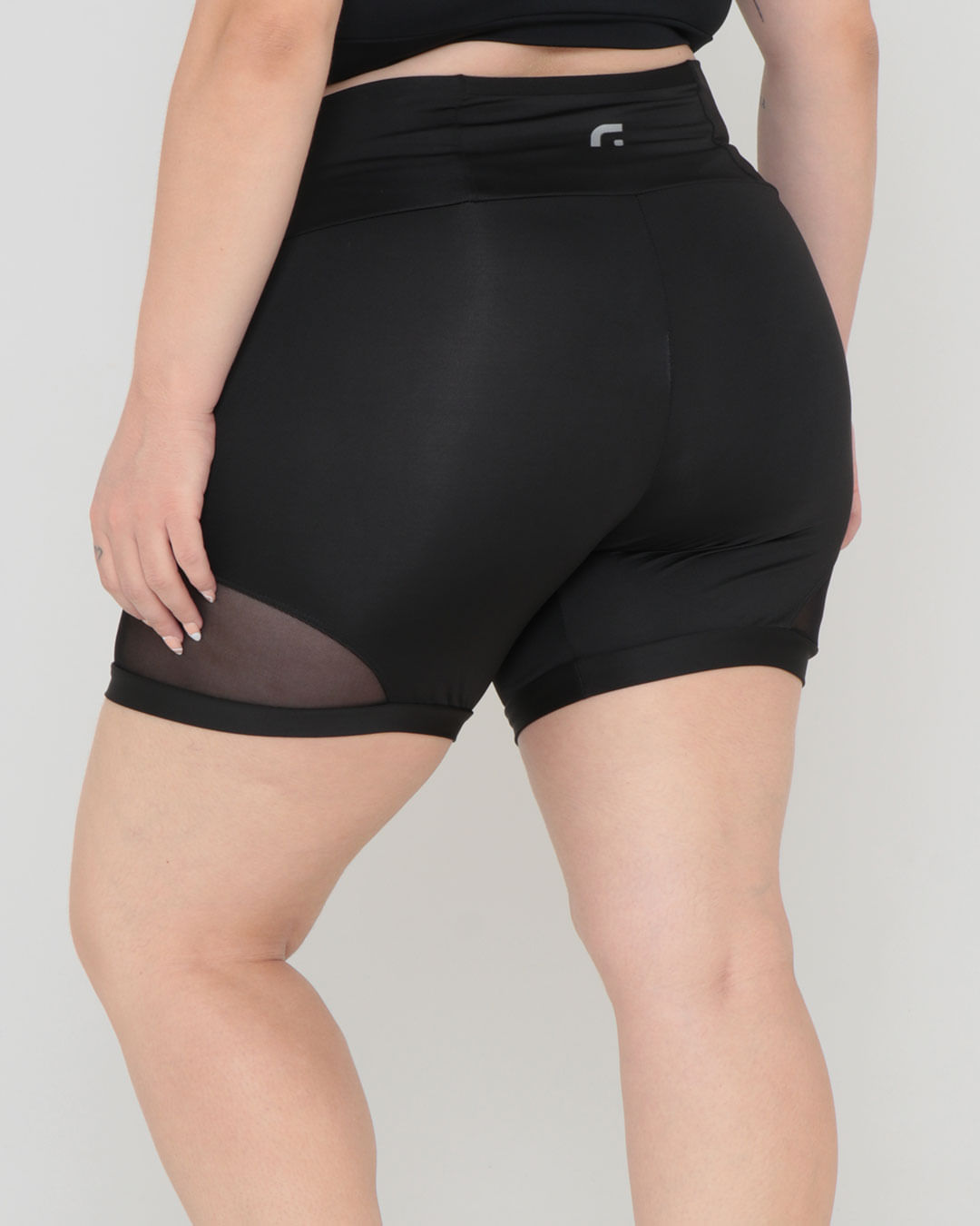 Bermuda-231tr-Plus-Recorte-Tule-E-Bolso---Preto