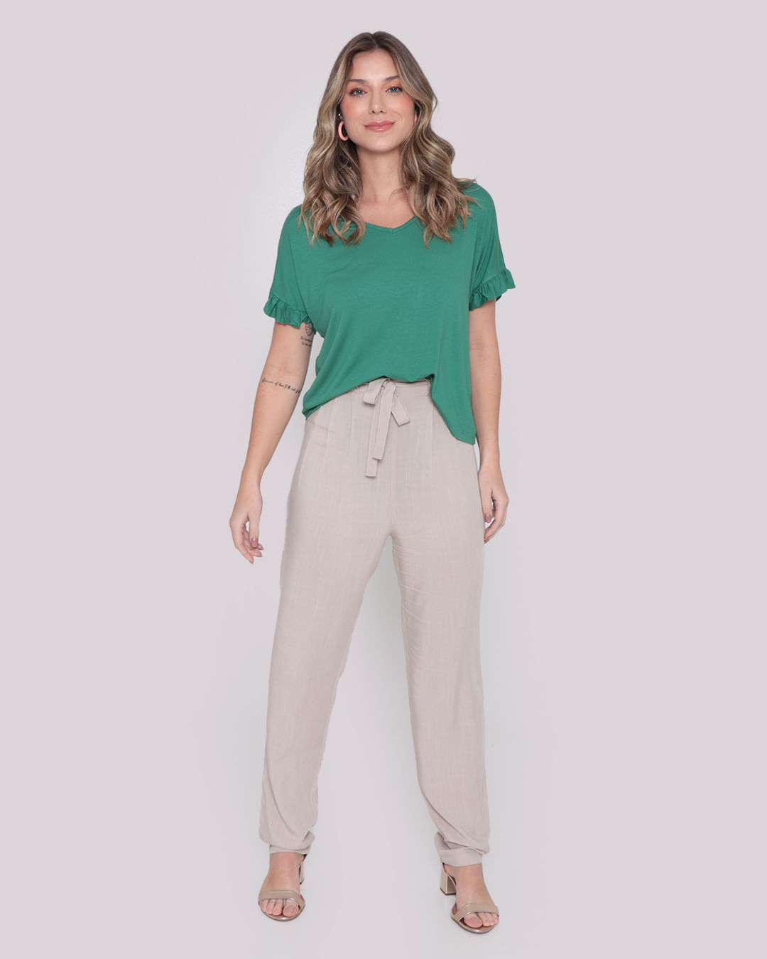 Blusa-33315-Ampla-Babados-Manga---Verde-Medio