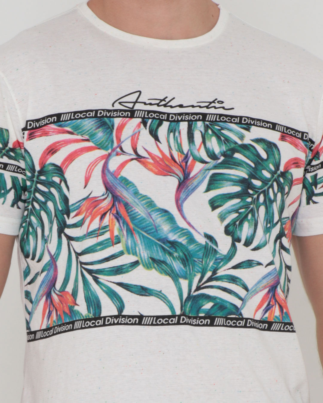 Camiseta-29-075-Botone-Estamp---Off-White