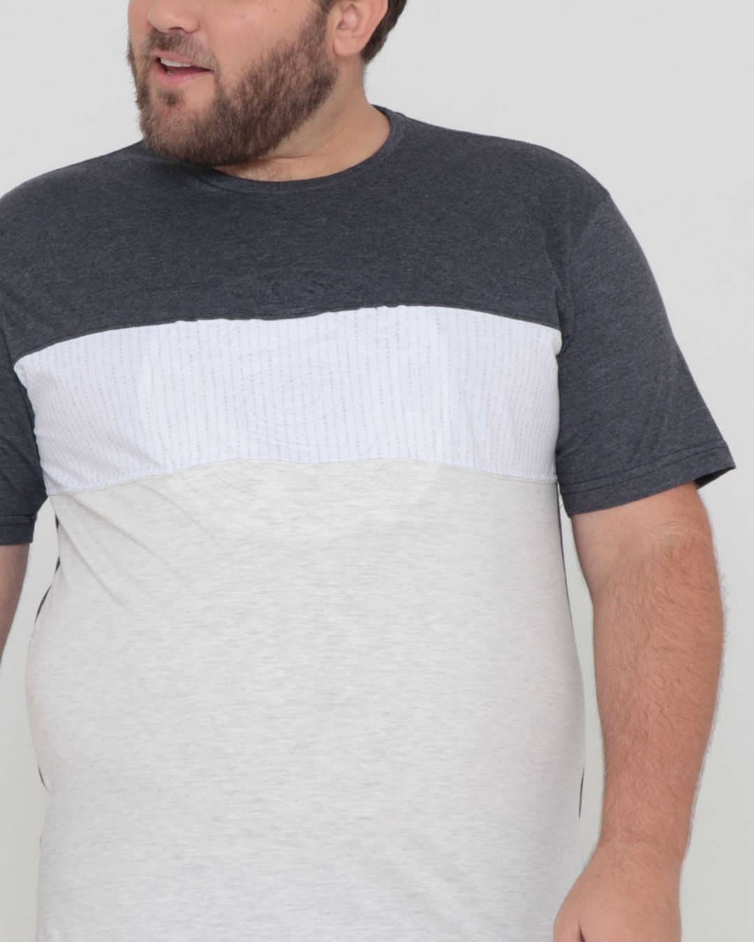 Camiseta-51180691-Dif-Gangster-Plus---Cinza-Medio