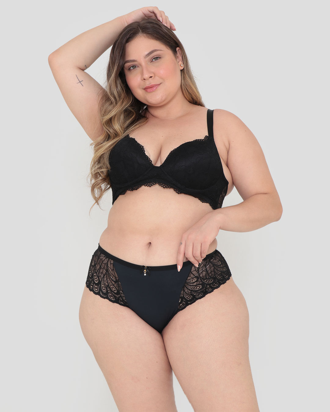 Calc-Tg-Micro-E-Renda55098coord3---Preto