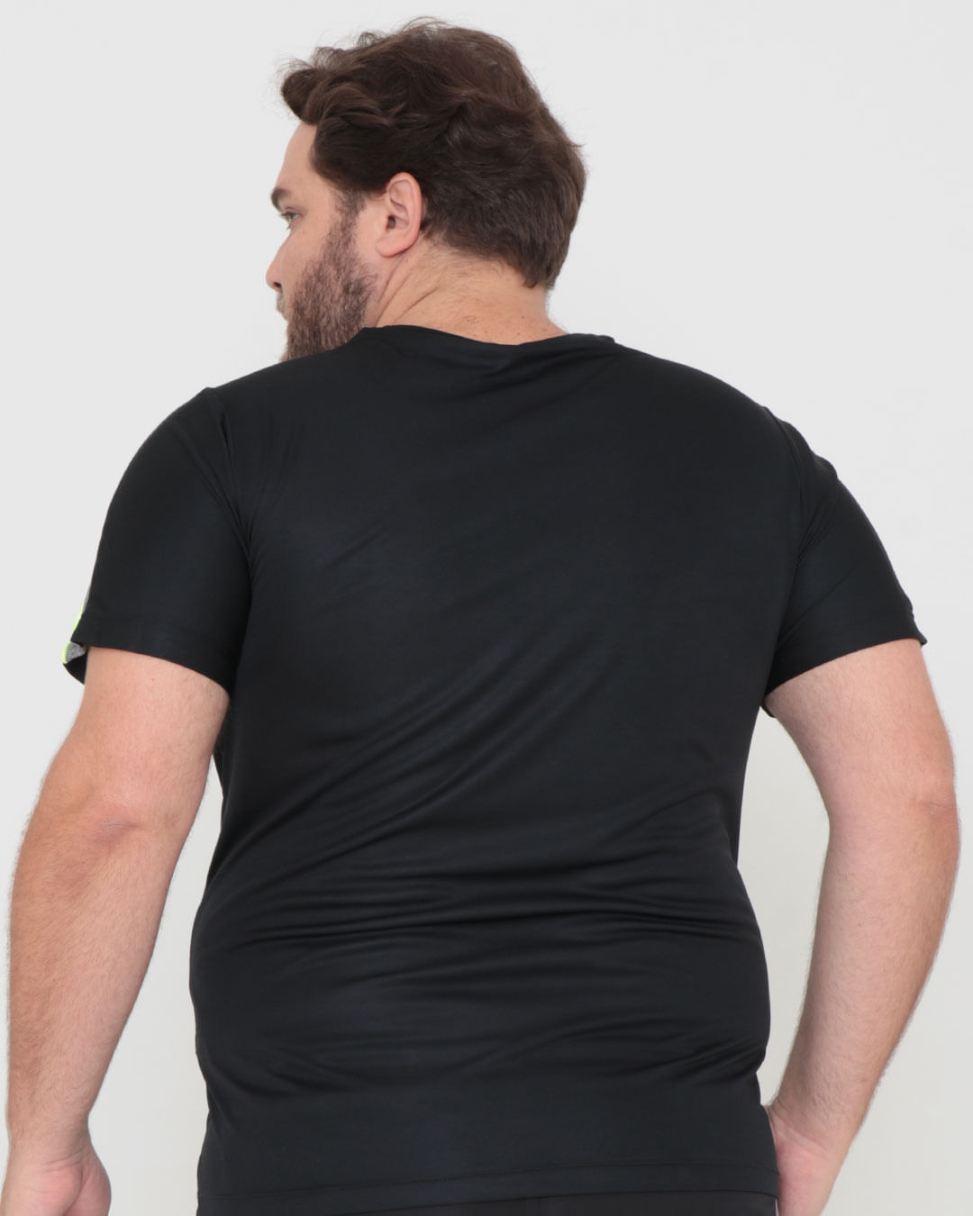 Camiseta-11154p-Com-Recortes-Plus---Preto