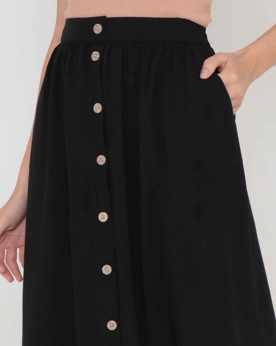Saia-7877--C-Botoes---Preto