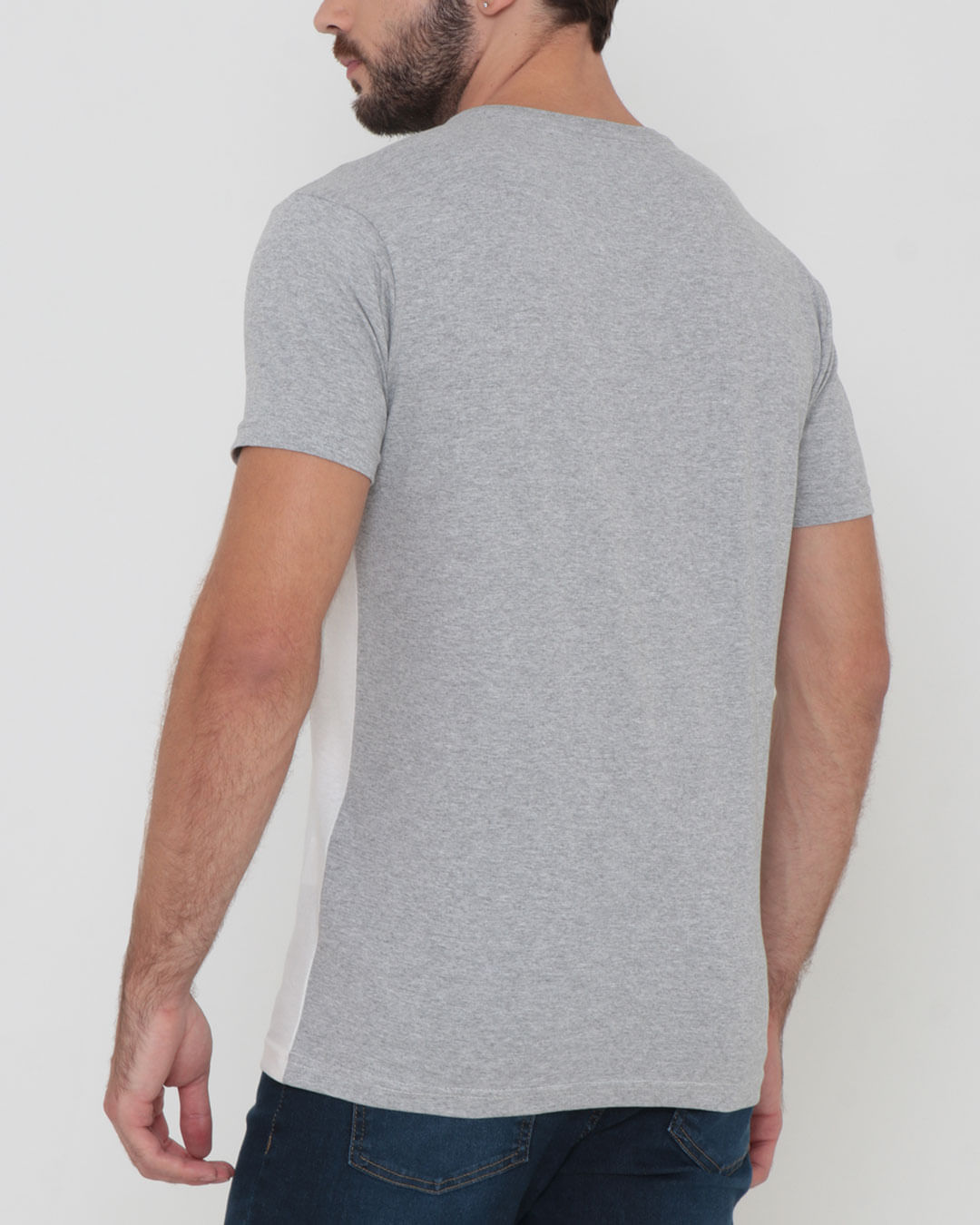 Camiseta-11194243-Gangster---Cinza-Claro