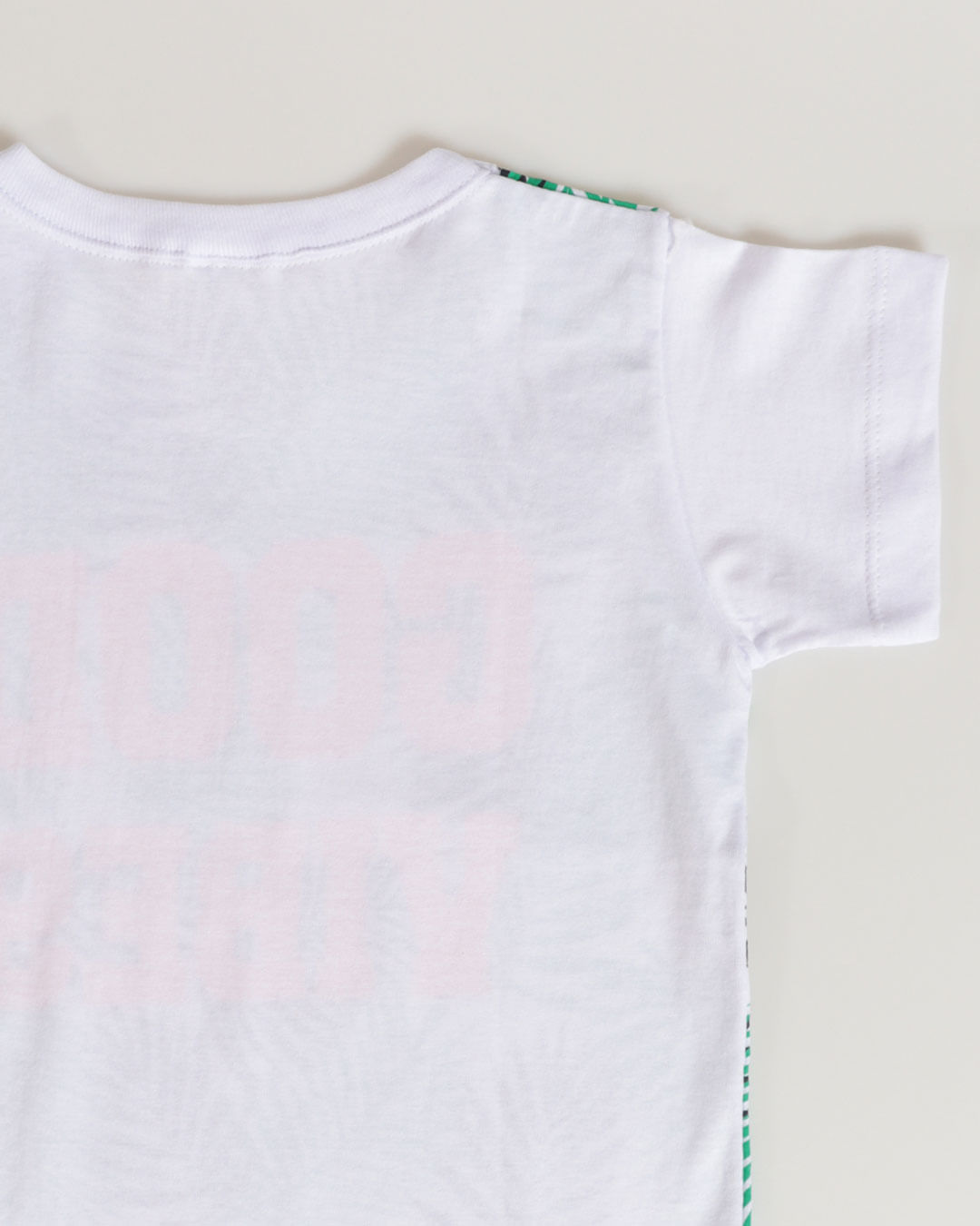 Camiseta-Bca-Ano-Novo-Masc13---Branco-Floral