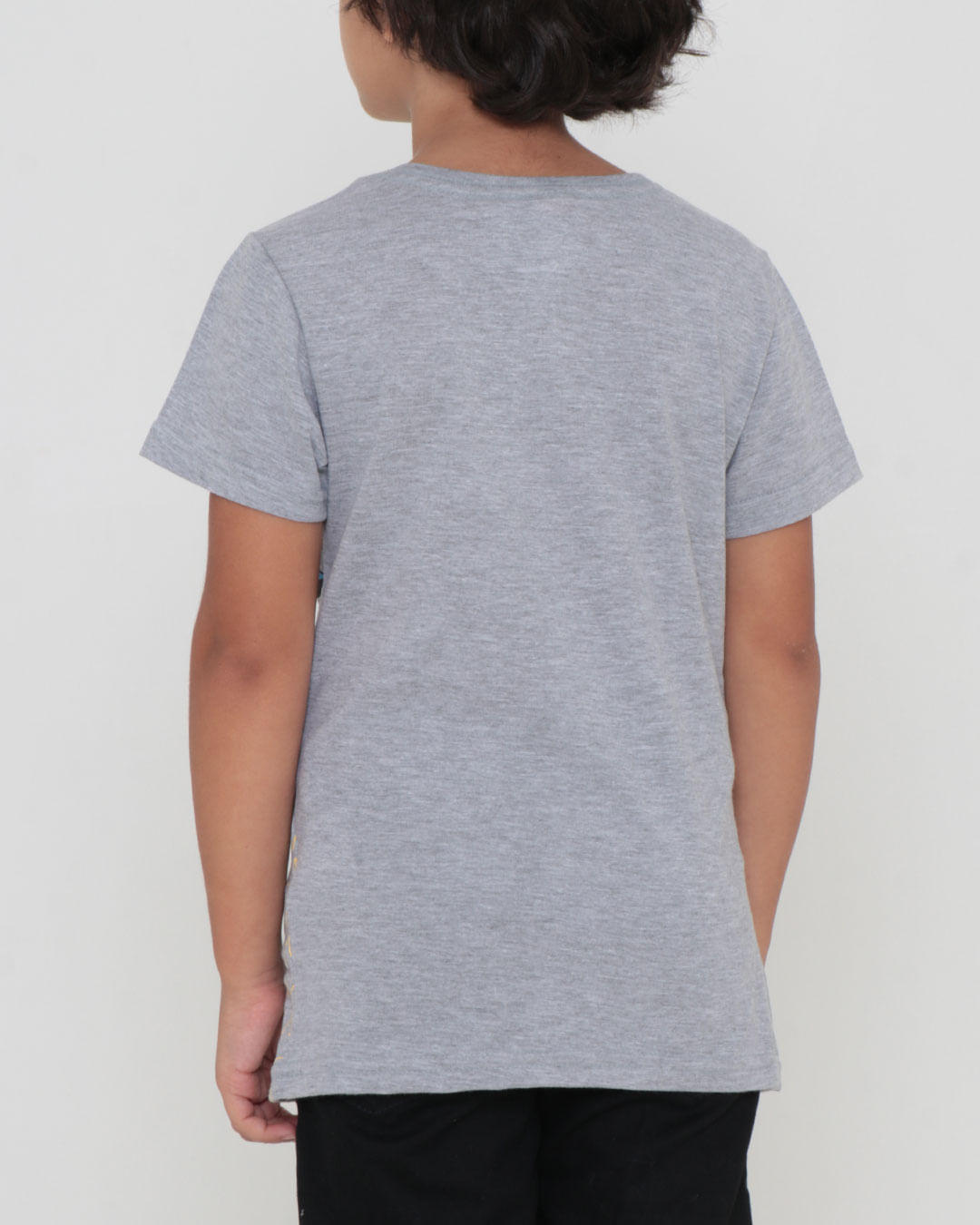 Camiseta-05374-Mc-M412-Batm---Cinza-Claro