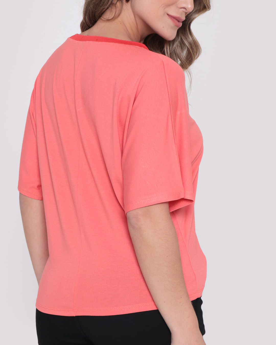 Blusa-Wt522--Gola-V-Retilinea---Laranja-Claro