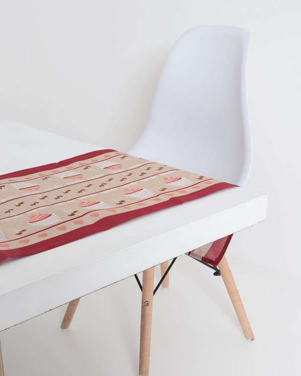 Trilho de Mesa Estampa Cupcake 140cm x 40cm Vermelho UN