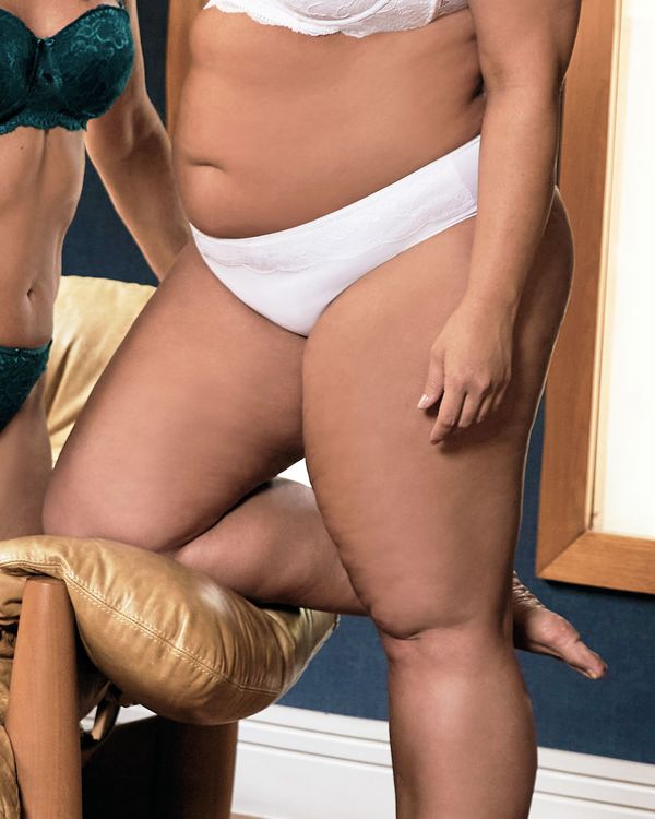 Calcinha Plus Size Alta Detalhe Renda Branca P