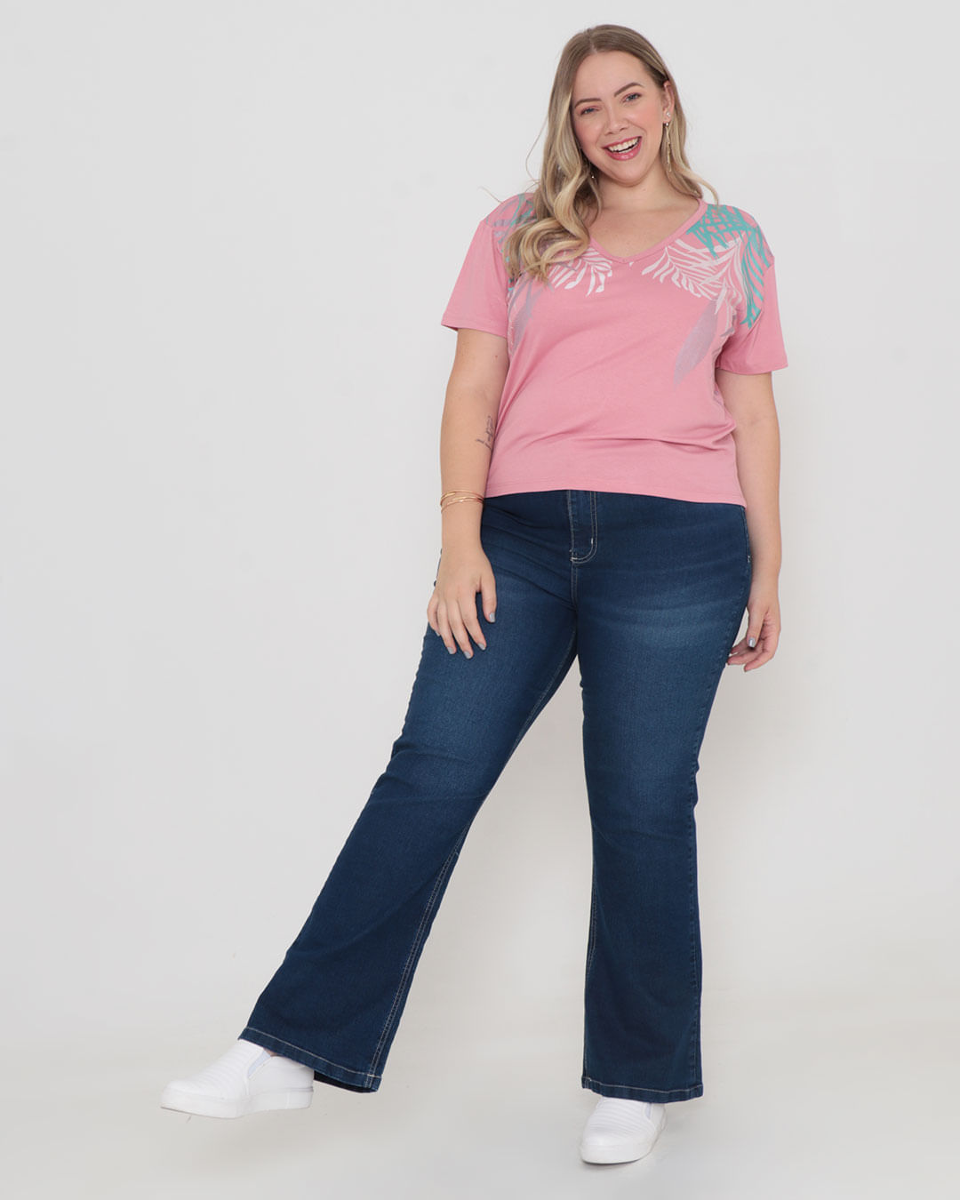 Blusa-6346-Decote-V-Estampa-Decote---Rosa-Claro