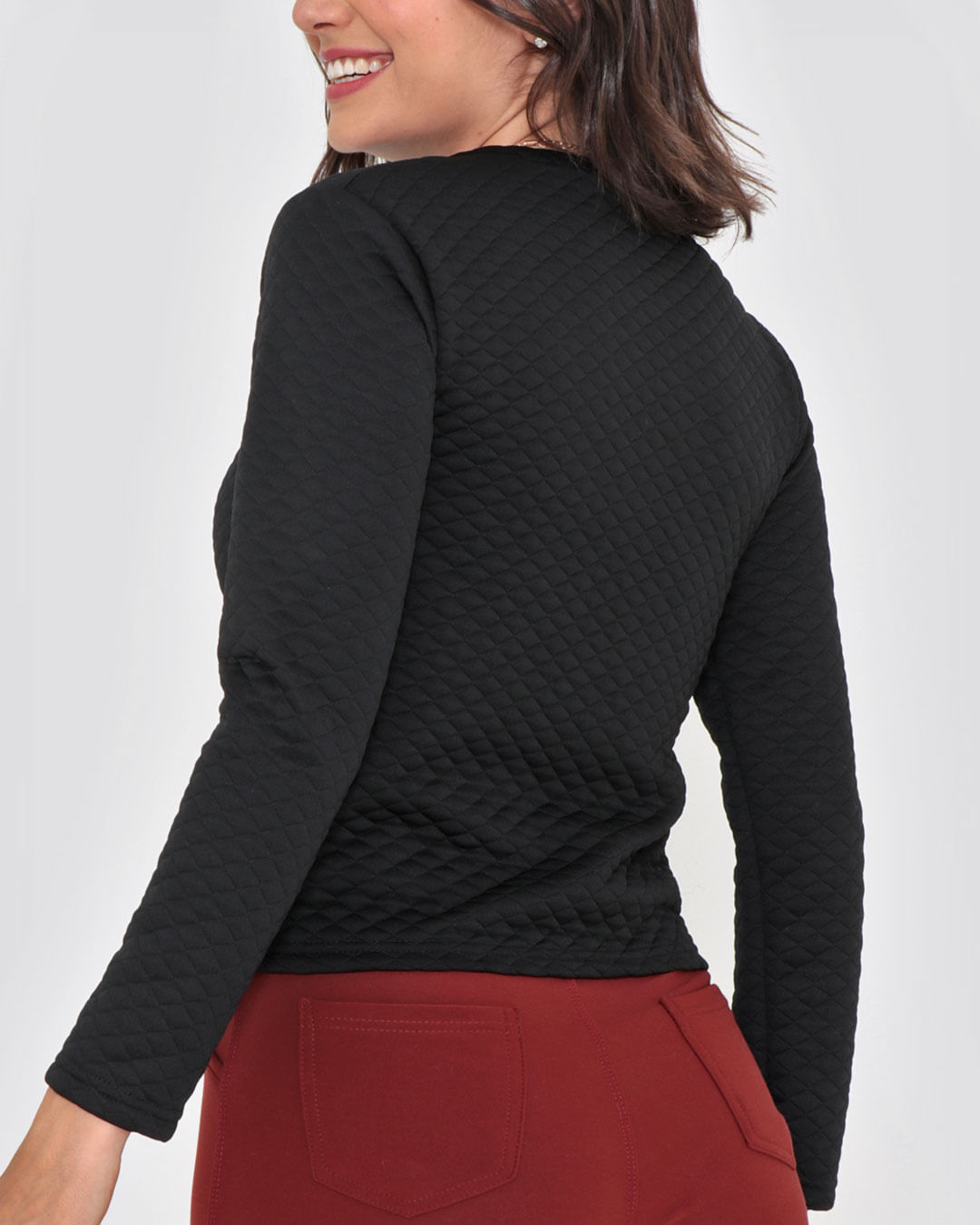 Blusa-22346-Matelasse-Fechada---Preto