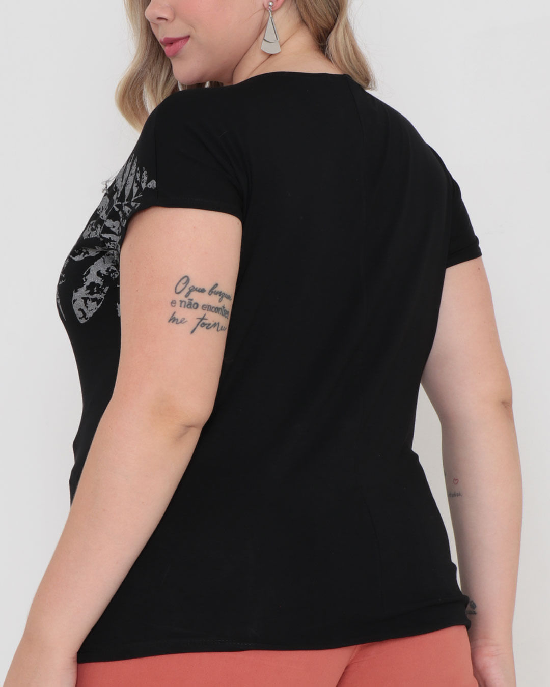 Blusa-Preta-Est-Decote---Preto