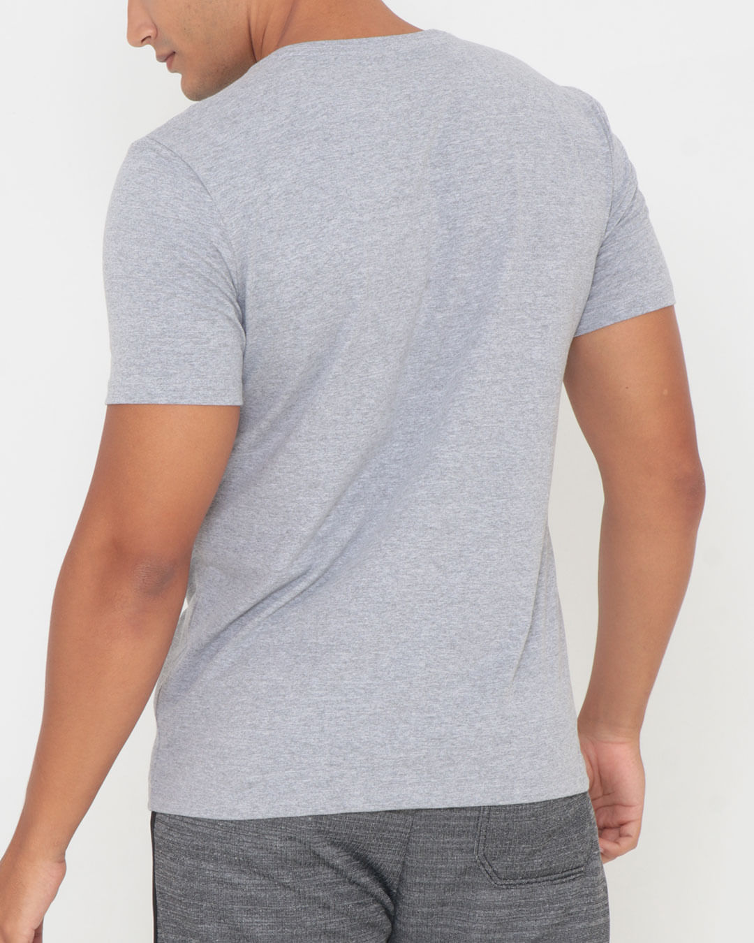 Camiseta-Amc-7882-Anime-Pgg---Cinza-Claro