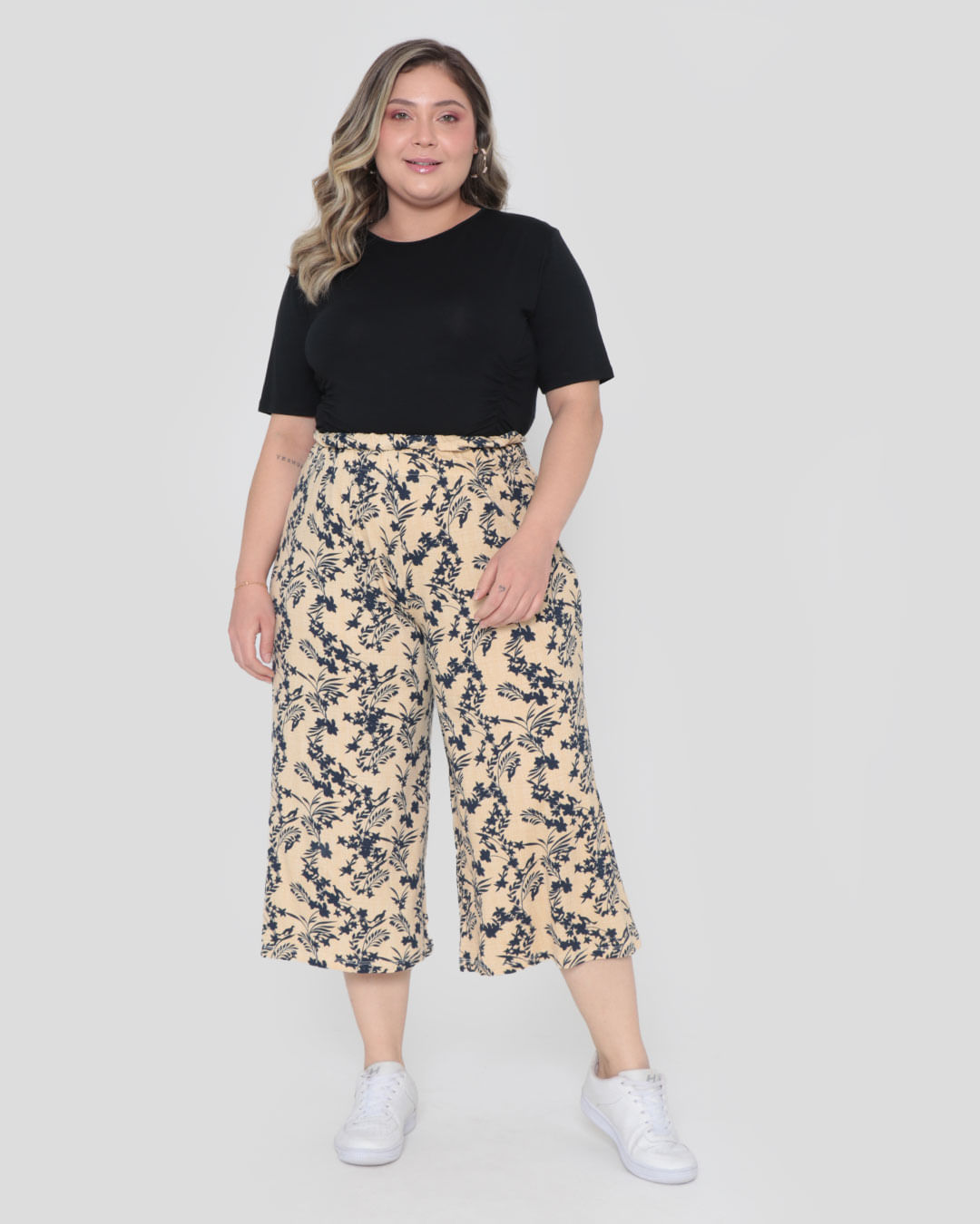 Calca-Pantacourt-Estampa-Fundo-Linho---Bege-Floral