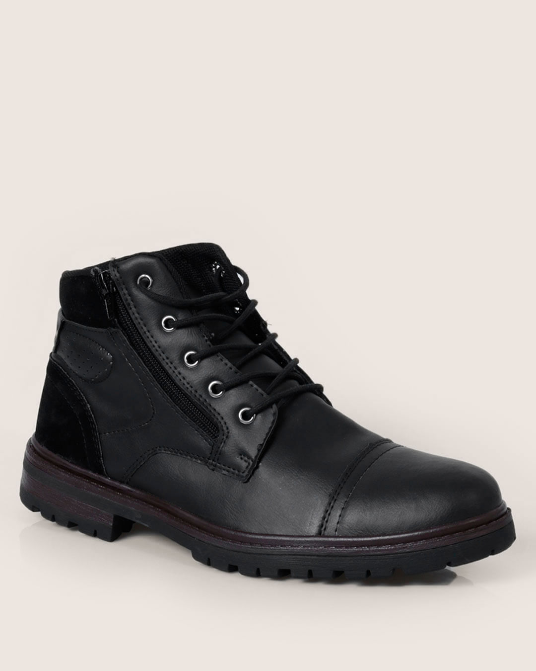 Bota-Masc-Trat-3115-Preta---Preto