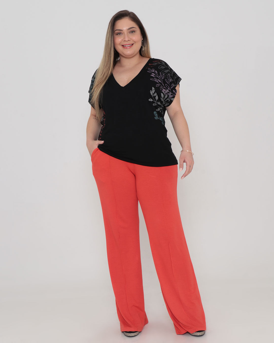 Blusa-945902t-Estampa-Decote---Preto