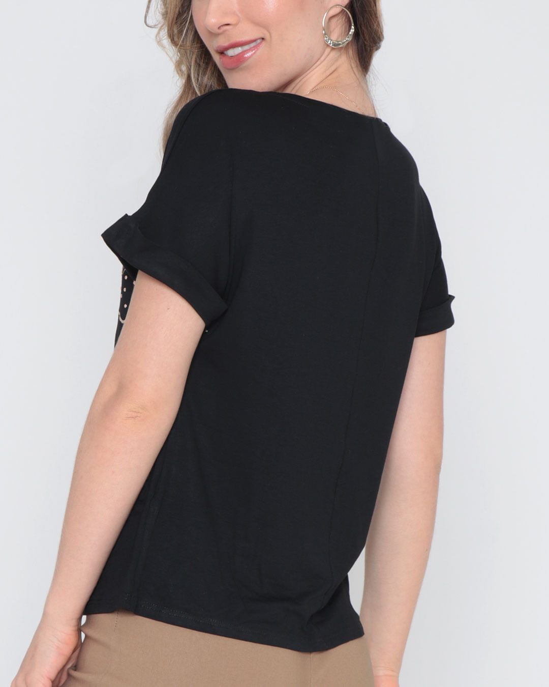 Blusa-Il522-C-Estampa-Localizada---Preto