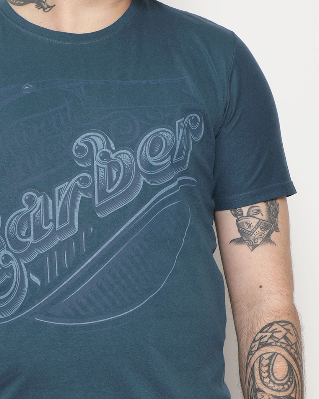 Camiseta-Tt0027-Barber-Shop-Plus---Verde-Escuro