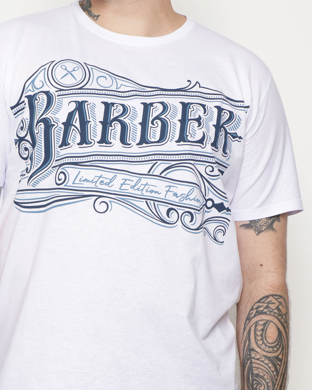 Camiseta-Tt0030-Barber-Shop-Plus---Branco