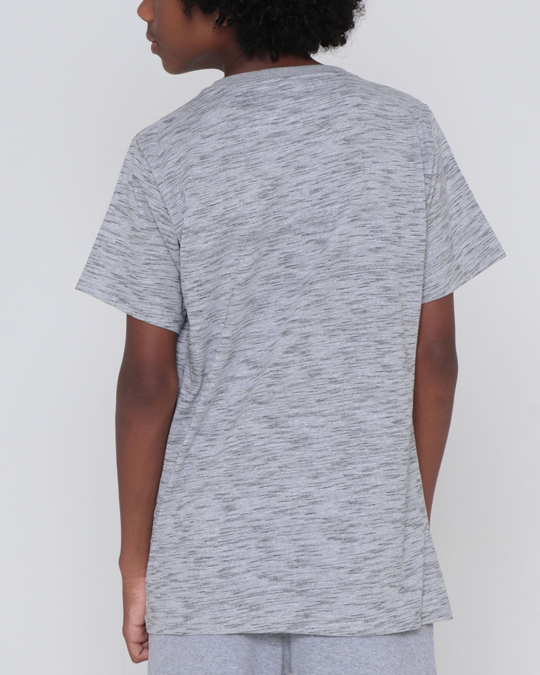 Camiseta-T35054-Mc-M-1016-Anime---Cinza-Claro