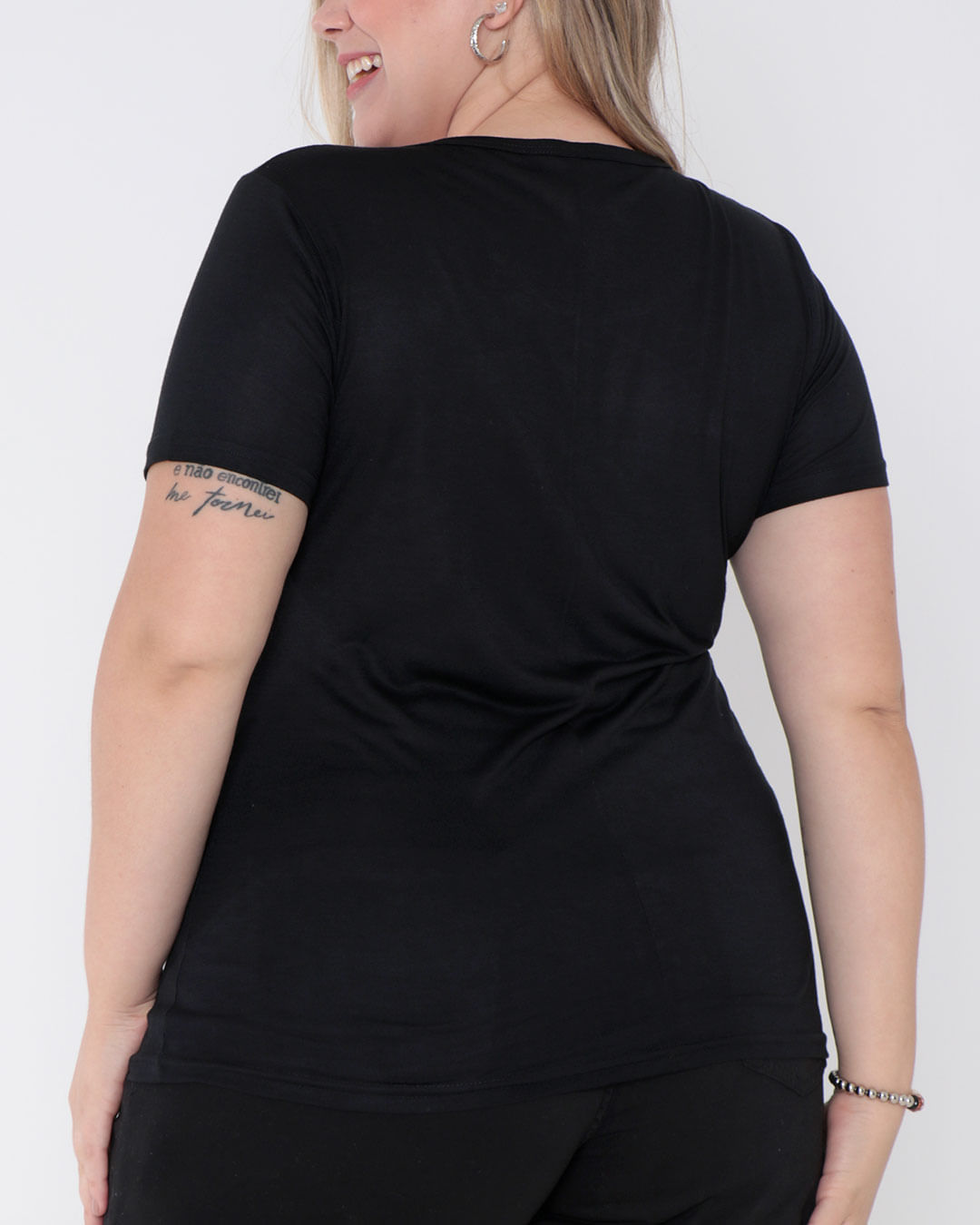 Blusa-Bl685-Estampa-Freedom---Preto