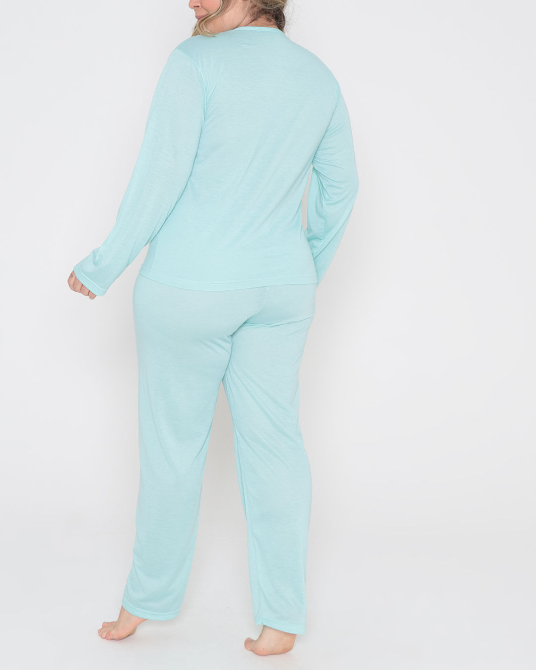 Pij-Longo-Tg-Liso-Silk-Decredondo09---Verde-Claro