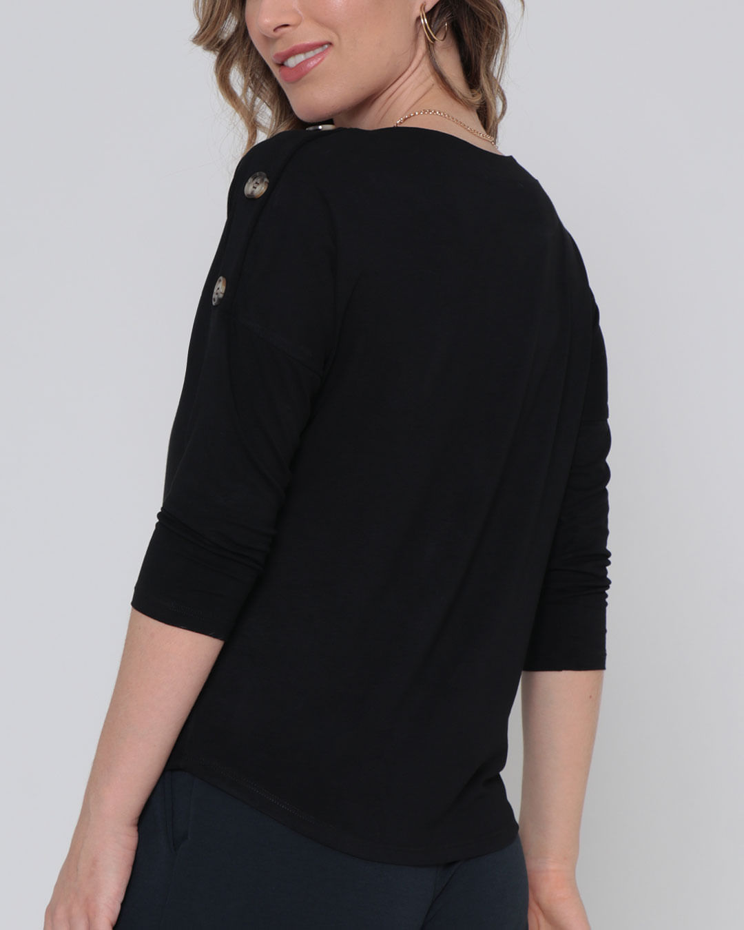 Blusa-Il534-Manga-78-C-Botoes---Preto